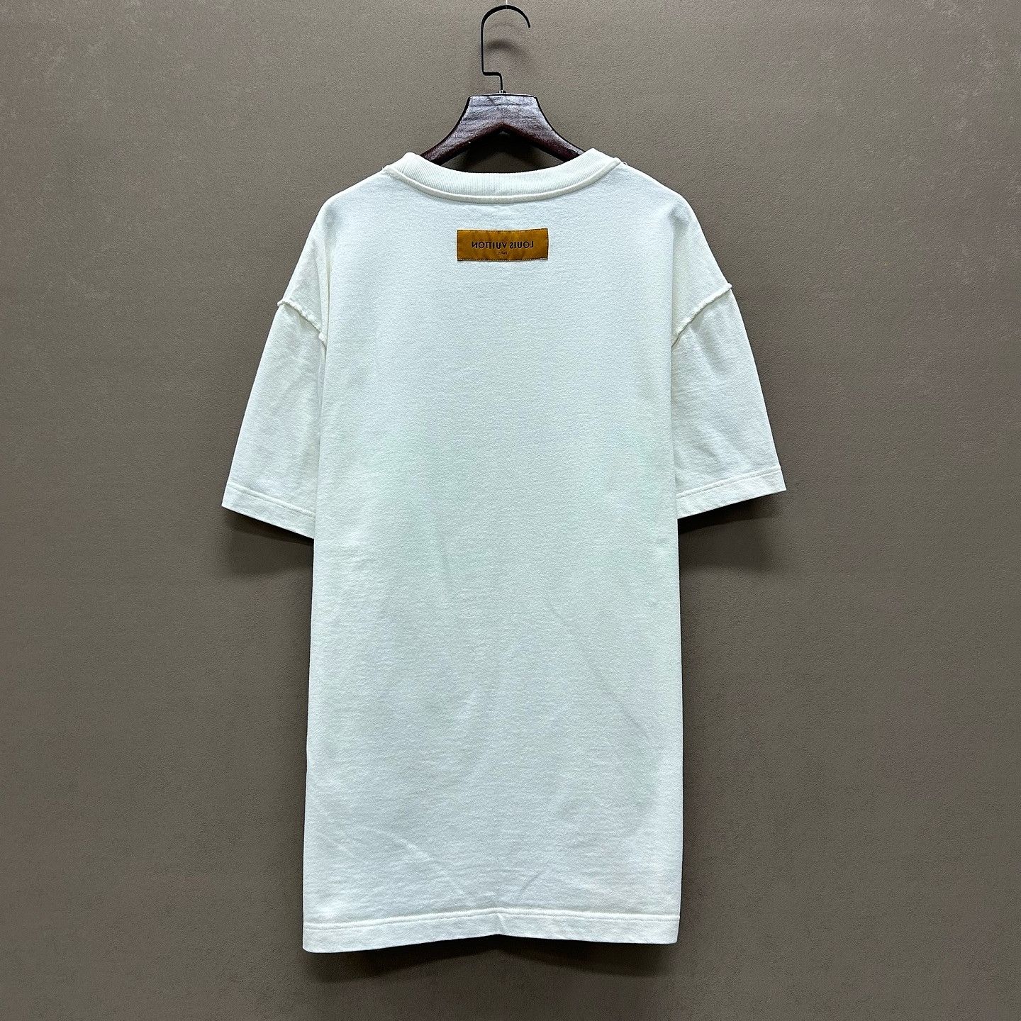 Louis Vuitton Louis Vuitton Logo Embroidered T-Shirt White Size L Size US L / EU 52-54 / 3 - 2 Thumbnail
