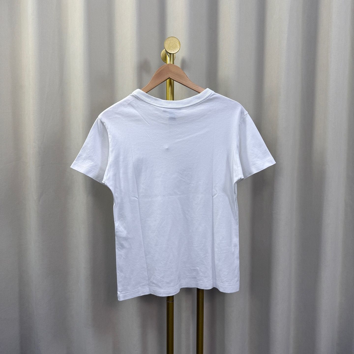 Louis Vuitton Louis Vuitton Logo Patch T-Shirt Size M Size M / US 6-8 / IT 42-44 - 2 Thumbnail