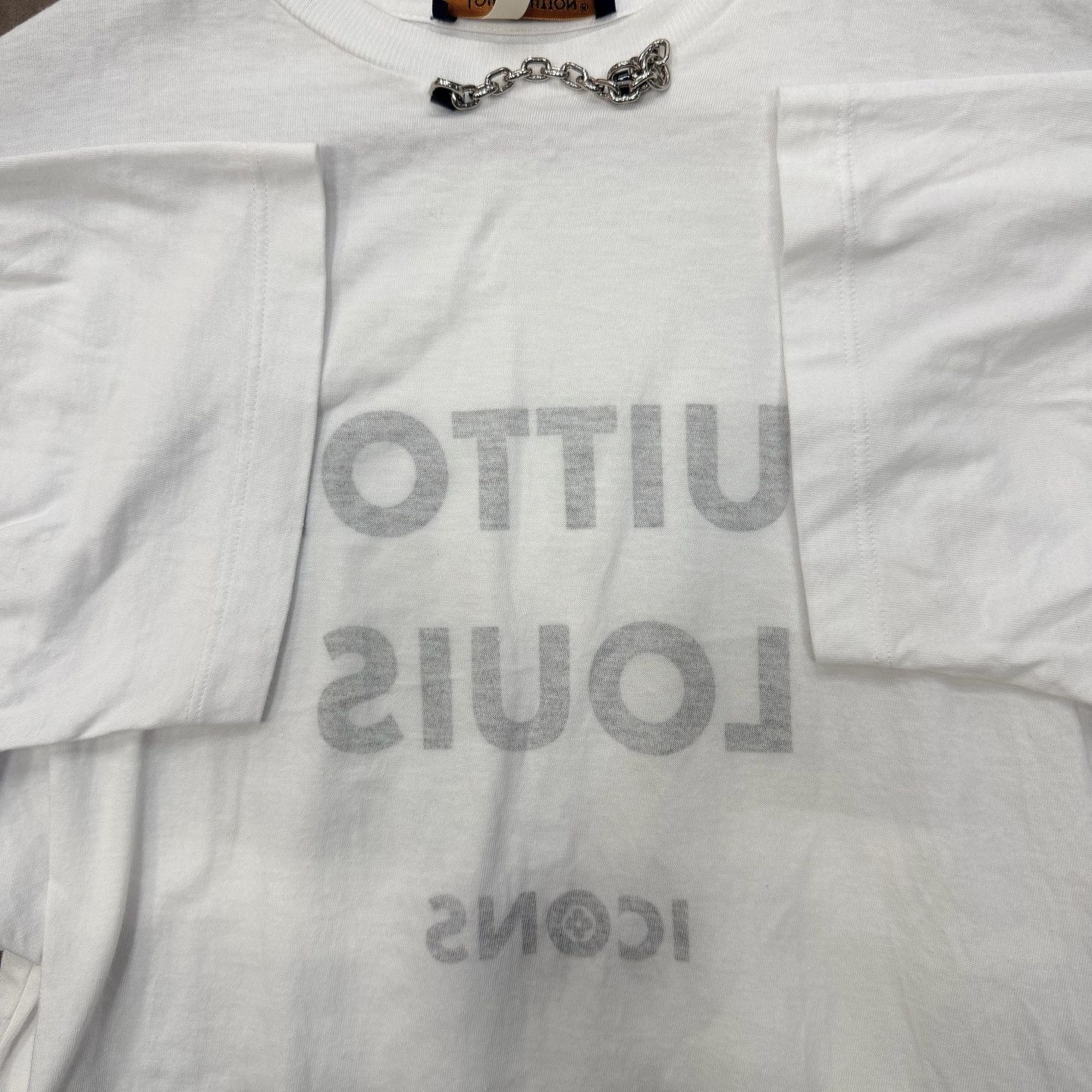 Louis Vuitton Louis Vuitton Chain Detail T-Shirt Size S Size S / US 4 / IT 40 - 6 Thumbnail