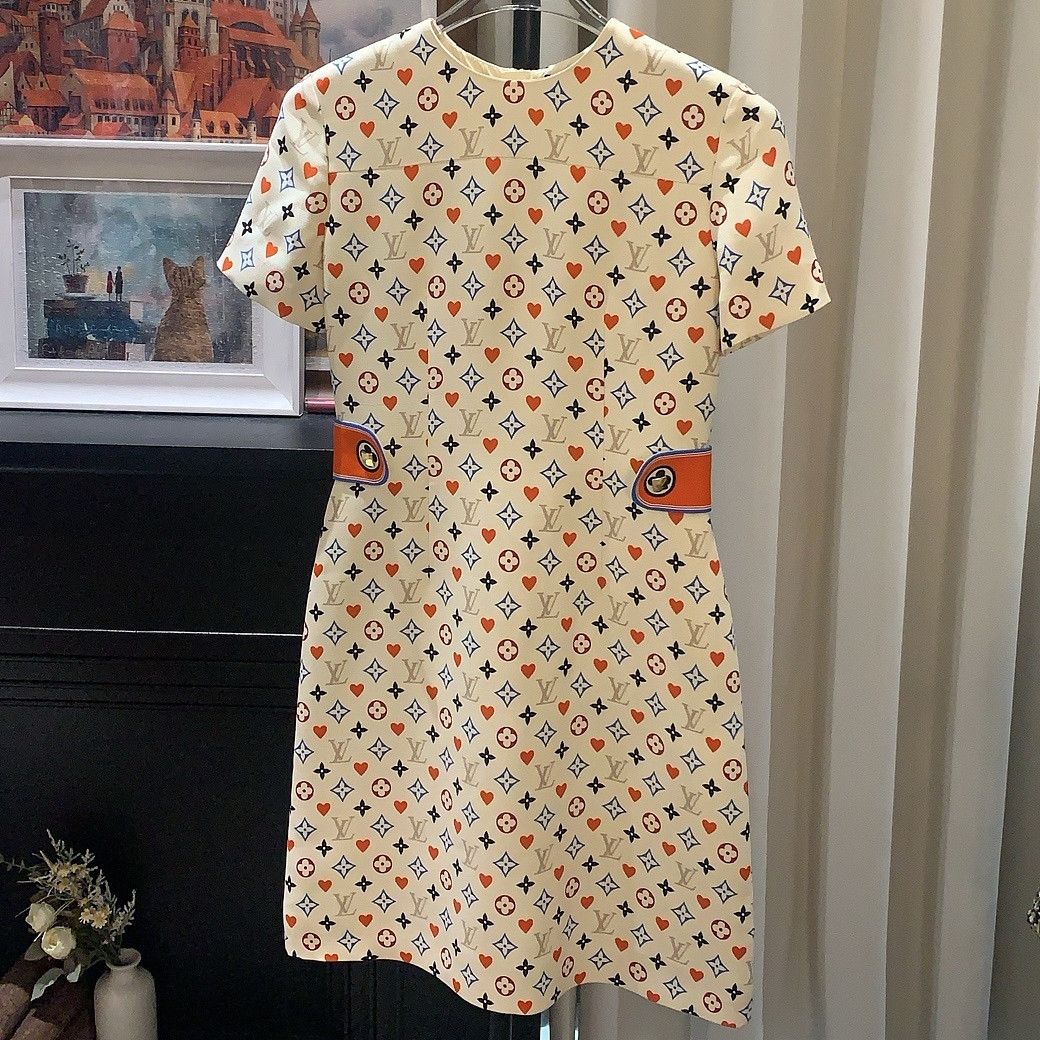 Louis Vuitton Louis Vuitton Monogram Heart Print Mini Dress Size 36 Size XS / US 0-2 / IT 36-38 - 14 Thumbnail