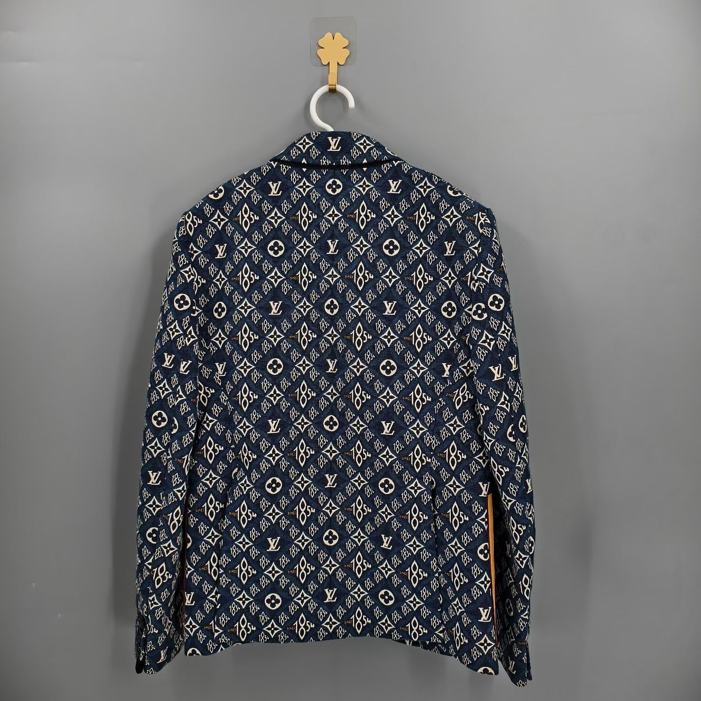 Louis Vuitton Louis Vuitton Since 1854 Monogram Blazer Size 38 Size S / US 4 / IT 40 - 2 Thumbnail