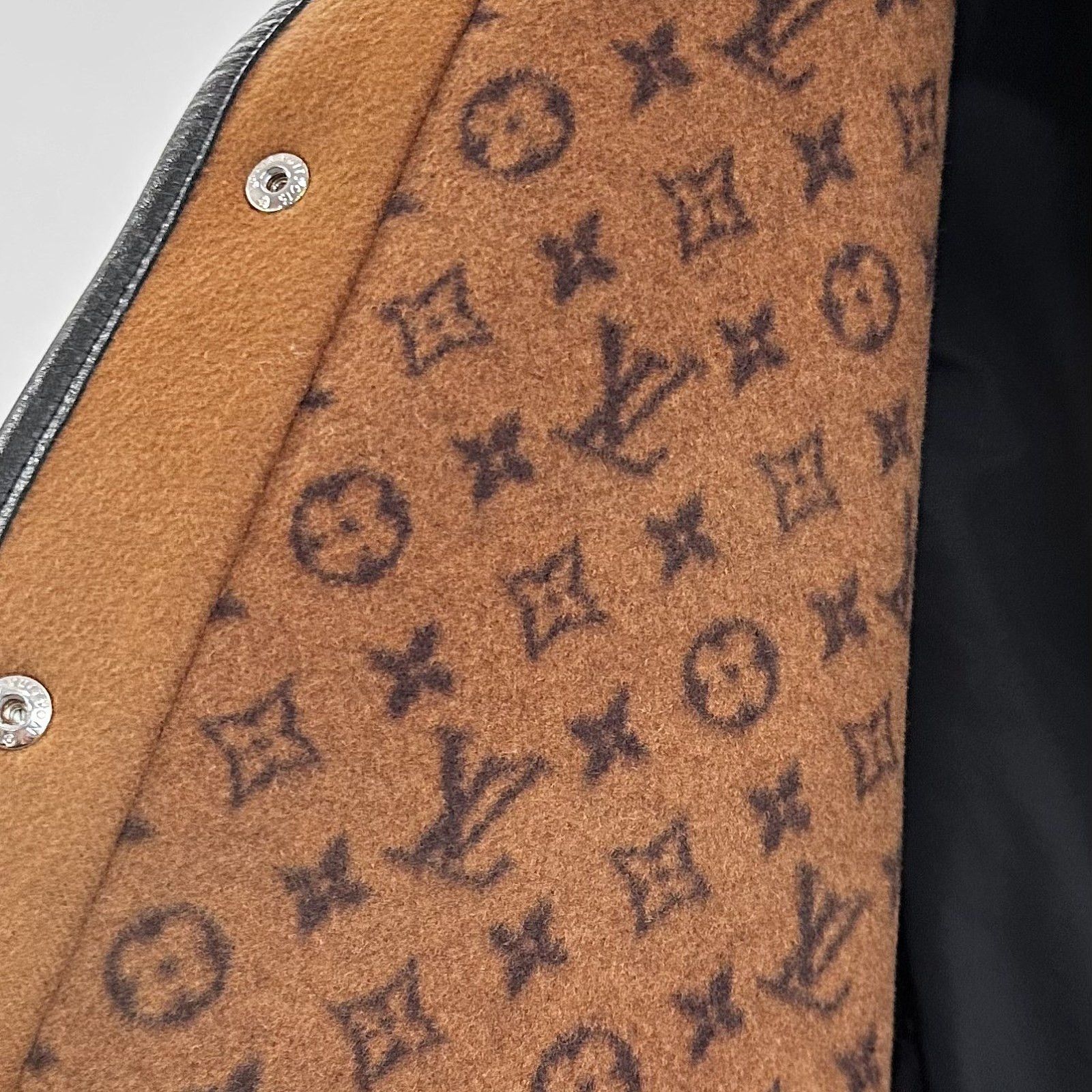 Louis Vuitton Louis Vuitton Monogram Patchwork Jacket Size 38 Size S / US 4 / IT 40 - 8 Thumbnail