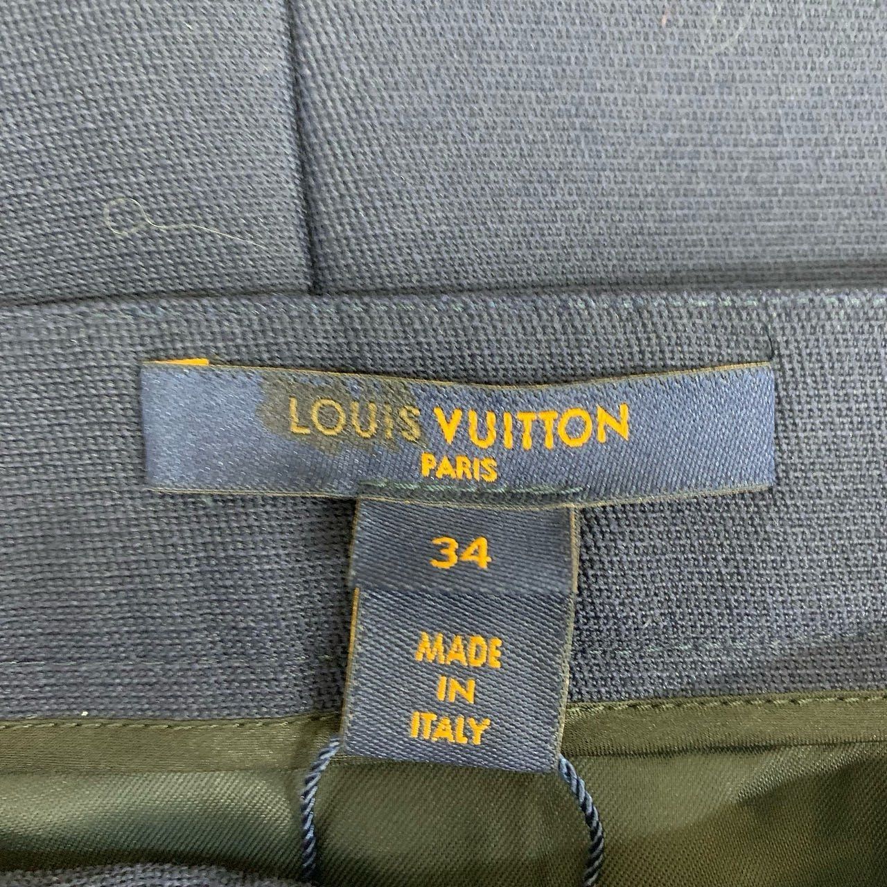 Louis Vuitton Louis Vuitton Gold Button Navy Skirt Size 34 Size 24" / US 00 / IT 34 - 3 Thumbnail