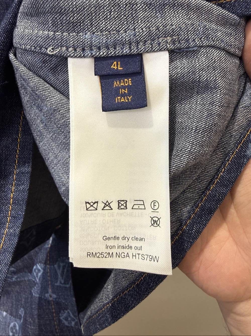 Louis Vuitton Louis Vuitton Monogram Denim Shirt Size XL Size US XL / EU 56 / 4 - 4 Thumbnail