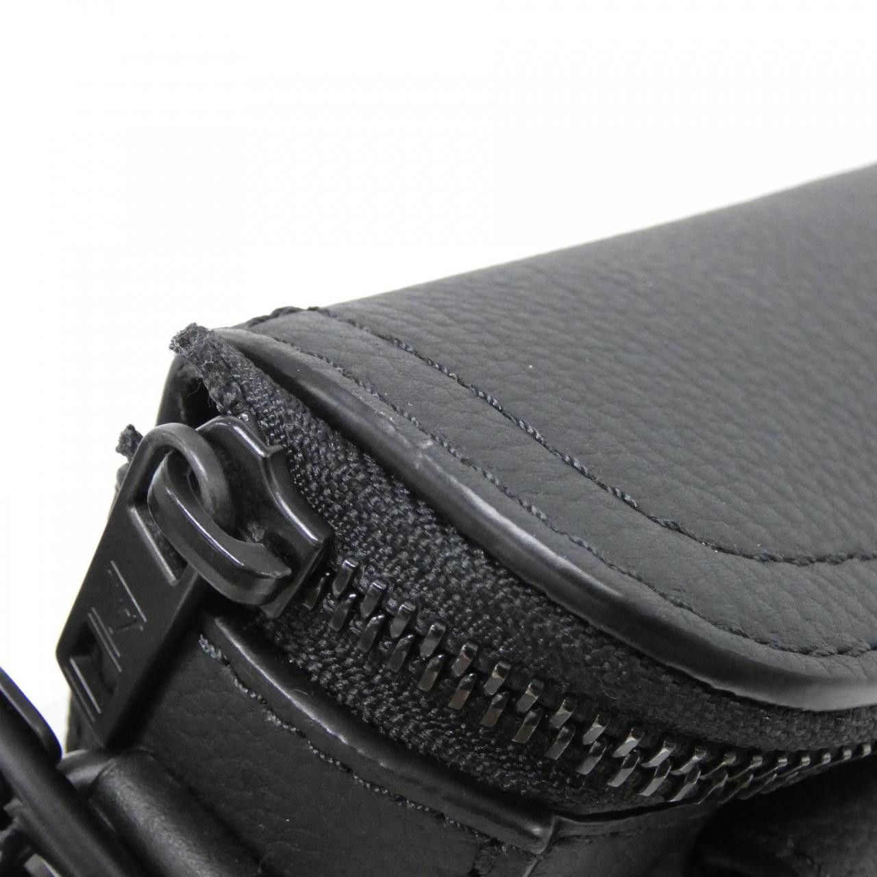 Louis Vuitton Louis Vuitton Louis Vuitton LV Aerogram Calf Shoulder Bag Leather Shoulder Bag M83563 DUTY FREE for USA Size ONE SIZE - 4 Thumbnail