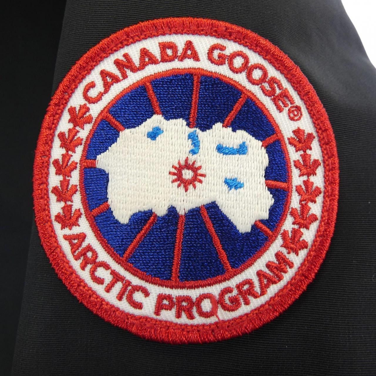 Canada Goose Canada Goose Canada Goose Riverton Down Coat Textile Outerwear 3461JM DUTY FREE for USA Size ONE SIZE - 7 Thumbnail