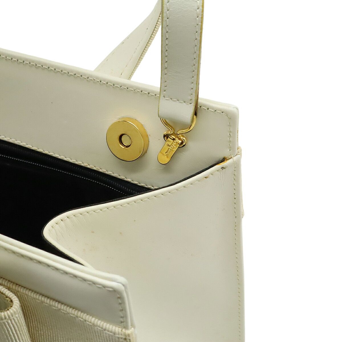 Salvatore Ferragamo Salvatore Ferragamo Salvatore Ferragamo Leather 2way Handbag Leather Shoulder Bag BA214178 DUTY FREE for USA Size ONE SIZE - 6 Thumbnail