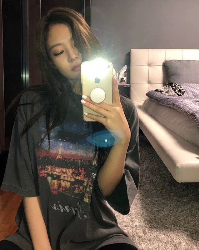Balenciaga Balenciaga Night Scene Print T-shirt Size US XXL / EU 58 / 5 - 5 Thumbnail