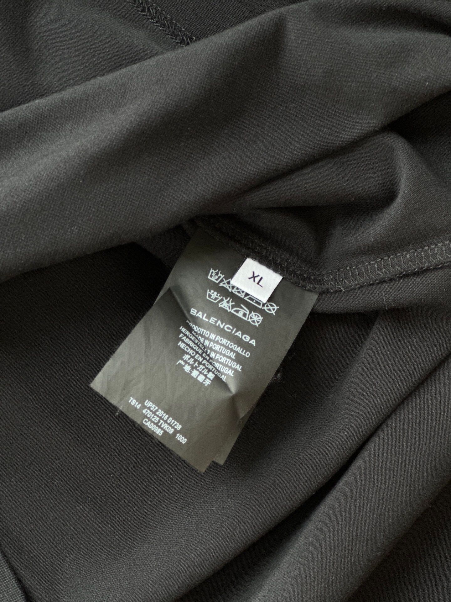 Balenciaga Balenciaga Unisex Long-Sleeve T-Shirt Size US XL / EU 56 / 4 - 5 Thumbnail