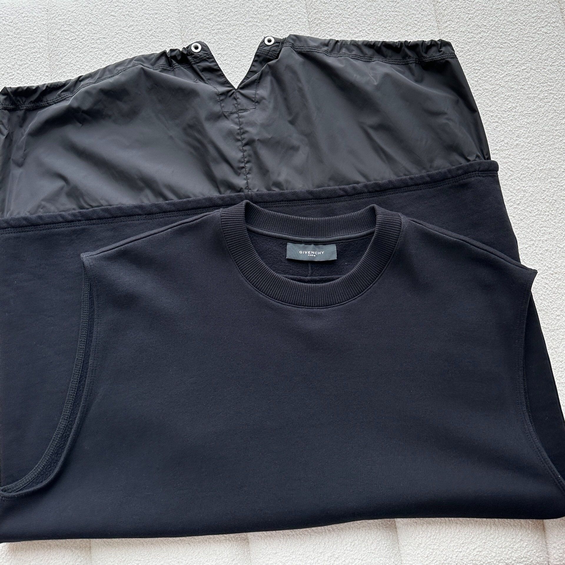 Givenchy Givenchy Men's Sleeveless Long Vest Size US XL / EU 56 / 4 - 3 Thumbnail