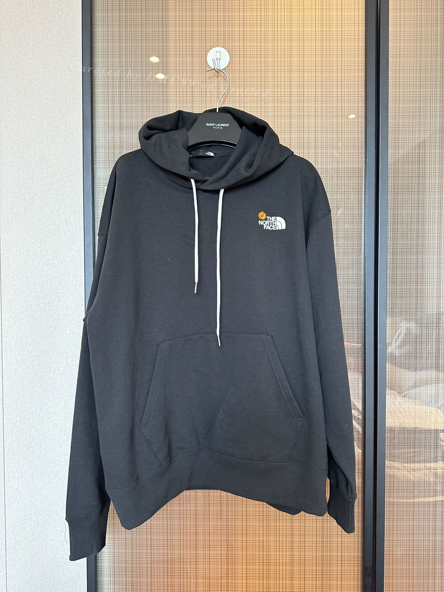 The North Face The North Face Flower Logo Hoodie Size US XL / EU 56 / 4 - 2 Thumbnail