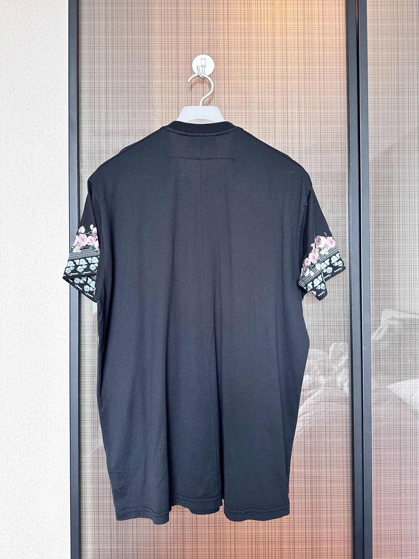 Givenchy Givenchy Shark Mouth Print T-shirt Size US XS / EU 42 / 0 - 2 Thumbnail