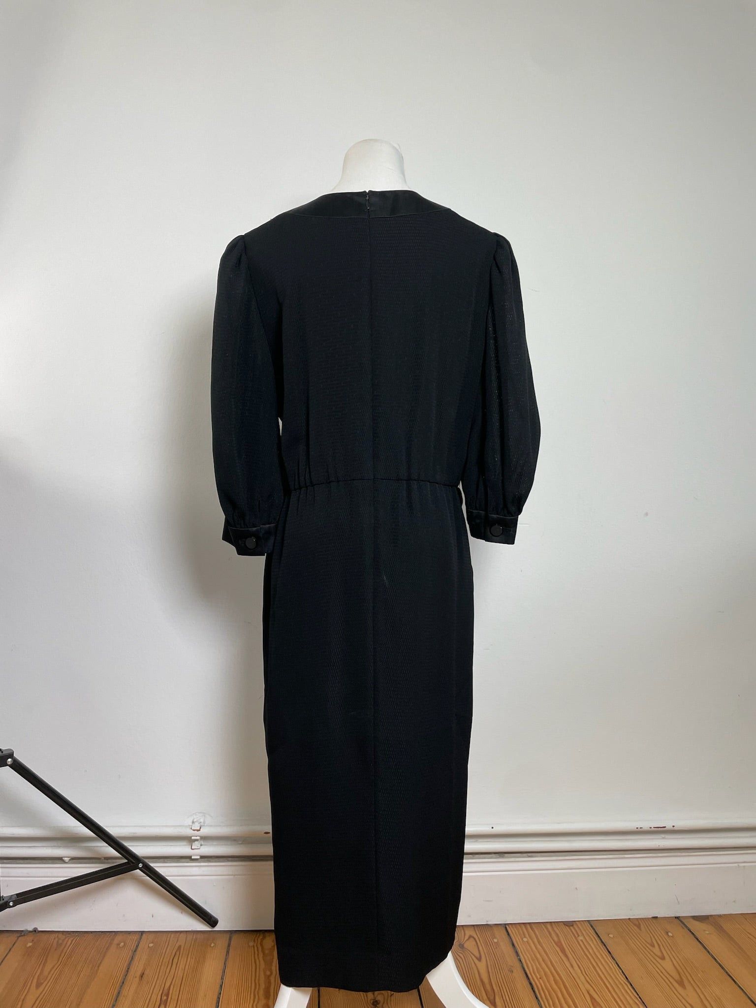 Givenchy Black Maxi Dress with Side Button Detailing Size M / US 6-8 / IT 42-44 - 3 Thumbnail