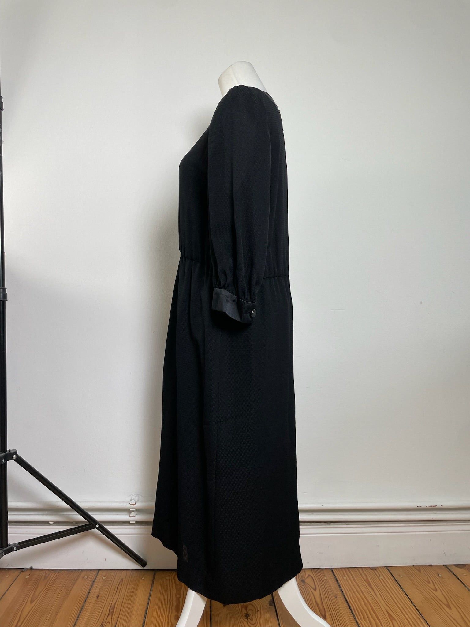 Givenchy Black Maxi Dress with Side Button Detailing Size M / US 6-8 / IT 42-44 - 2 Thumbnail