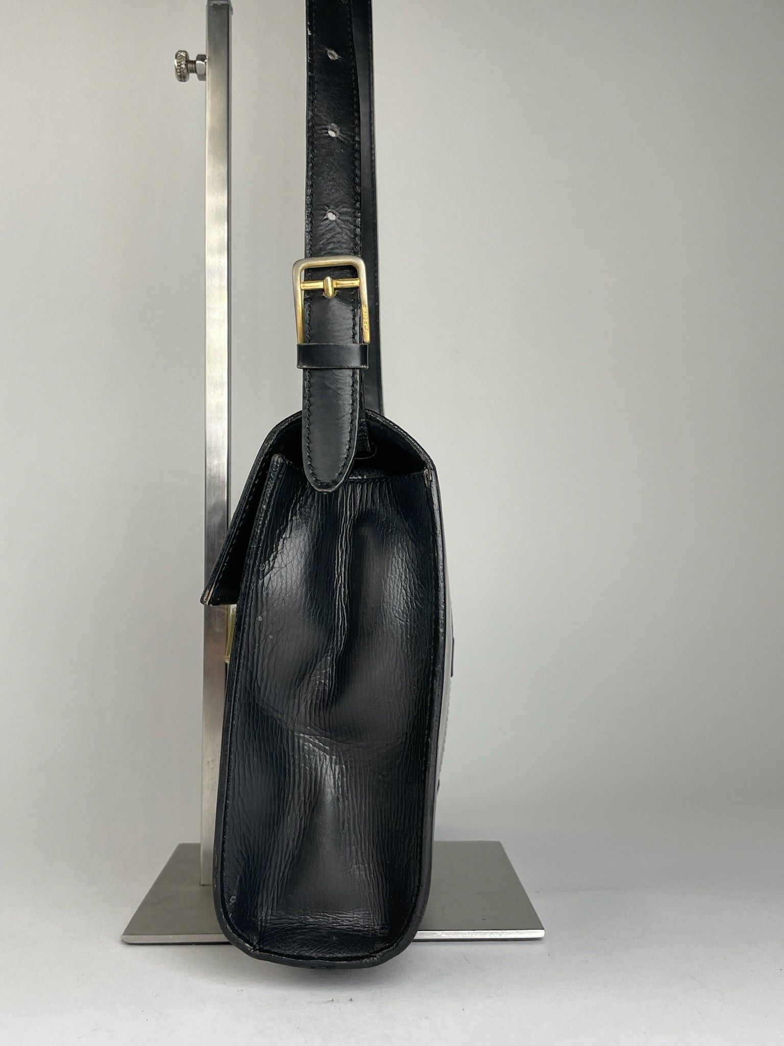 Celine Classic Shoulder Bag Black Leather Gold Detail Size ONE SIZE - 12 Thumbnail