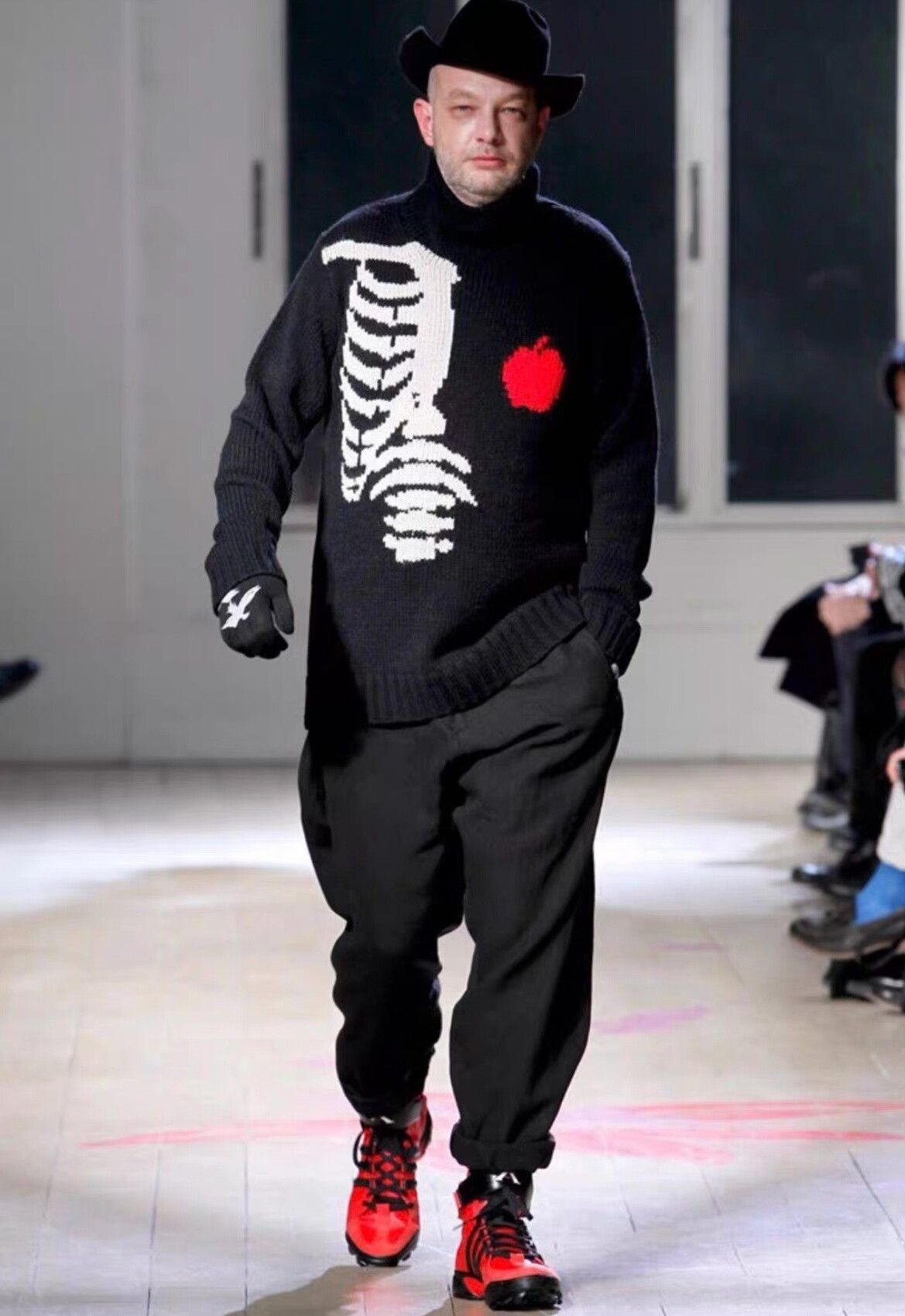 Yohji Yamamoto Yohji Yamamoto 11aw Apple Skeleton Sweater Size US M / EU 48-50 / 2 - 2 Thumbnail