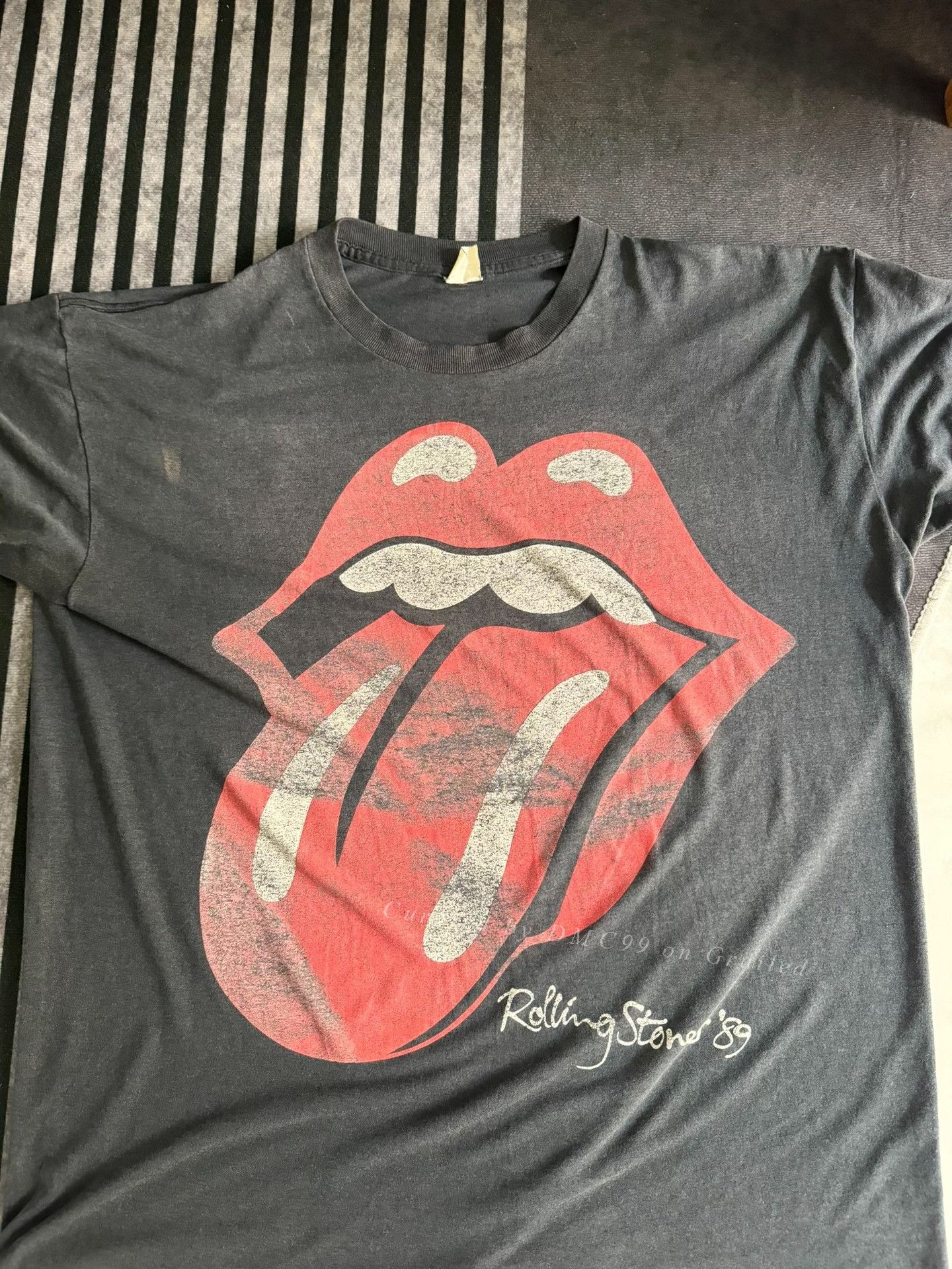 Vintage Vintage 80s Rolling Stones Sun Faded Tee Size US M / EU 48-50 / 2 - 2 Thumbnail