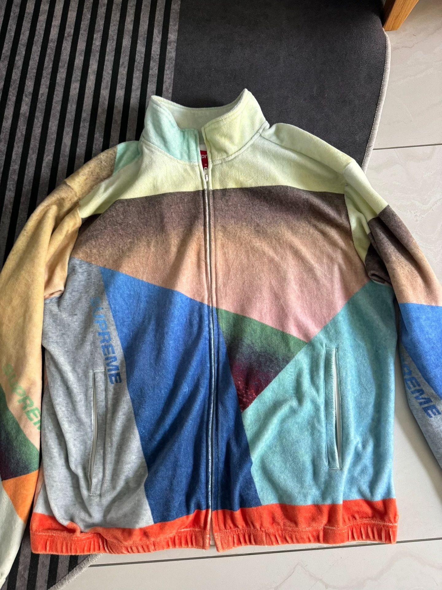 Supreme Supreme SS23 Week7 Velvet Jacket Size US M / EU 48-50 / 2 - 2 Thumbnail