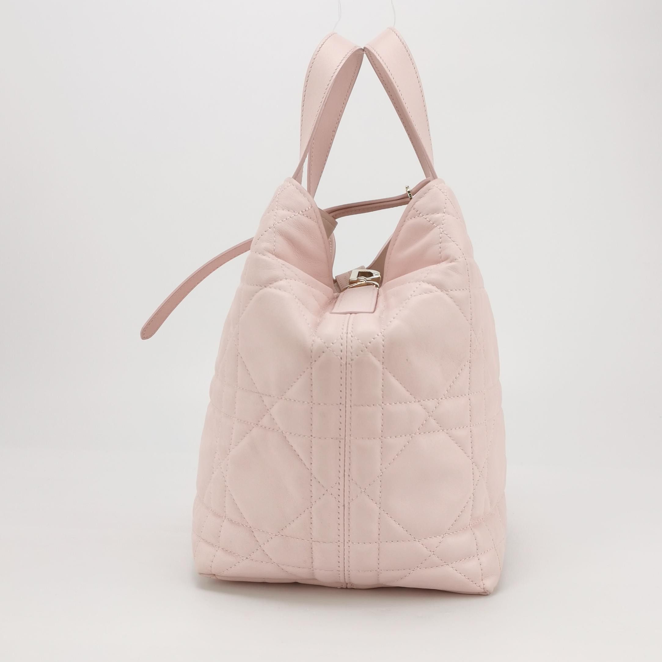 Dior Dior Women os Tote Bags Size ONE SIZE - 3 Thumbnail
