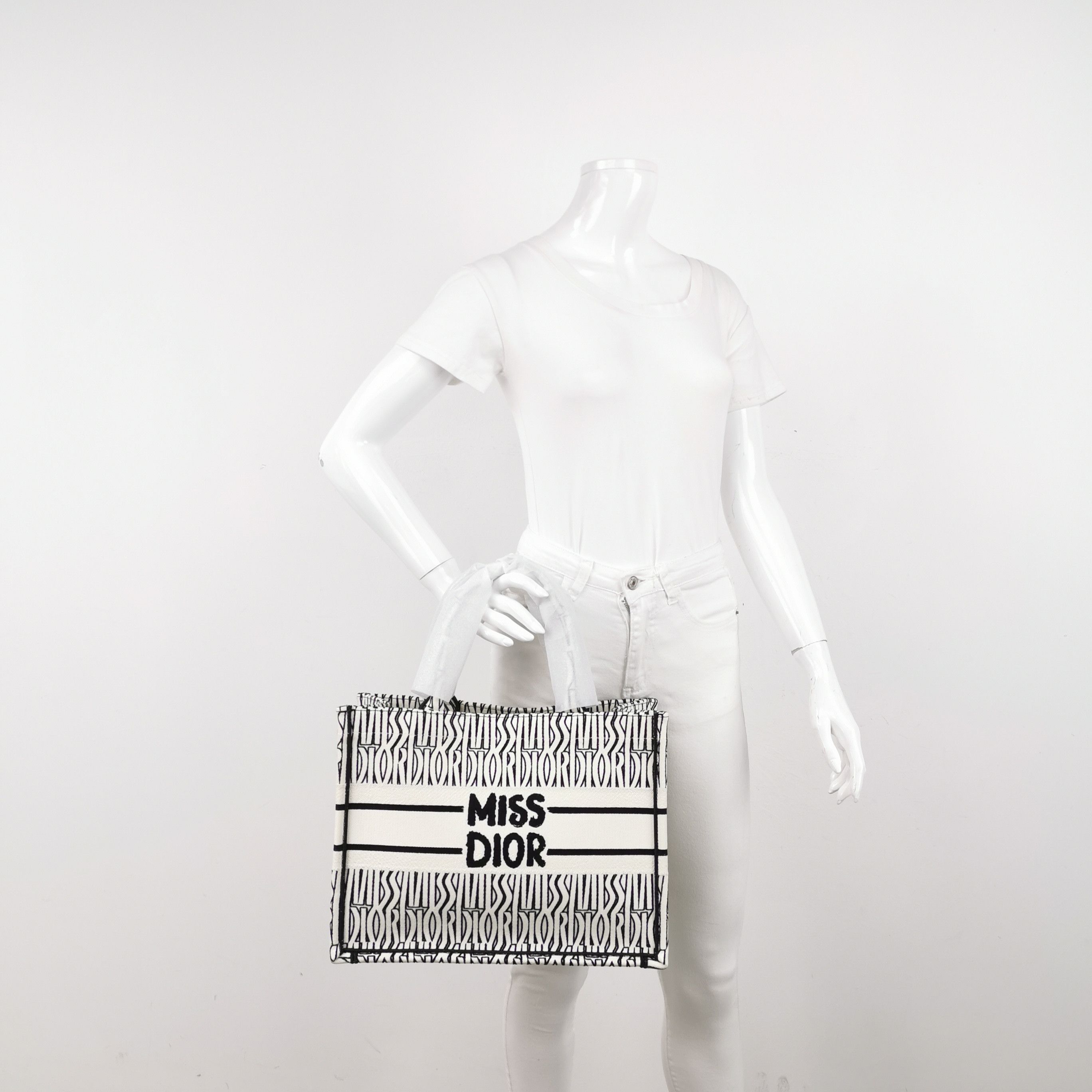 Dior Dior Women os Tote Bags Size ONE SIZE - 2 Thumbnail