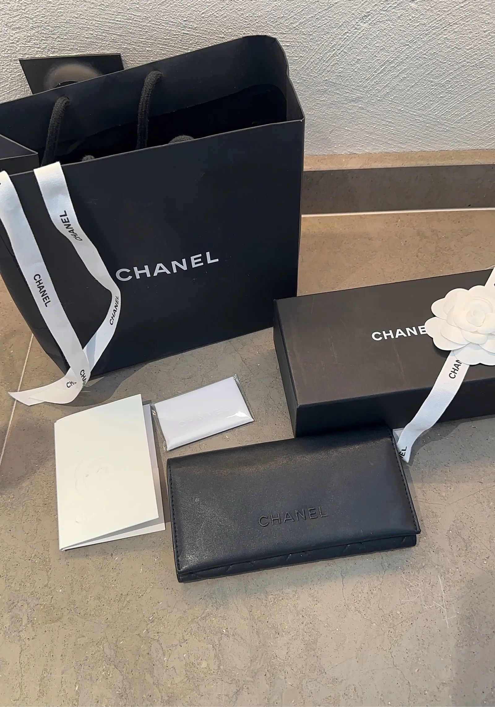 Chanel Chanel Sunglasses Size ONE SIZE - 4 Thumbnail