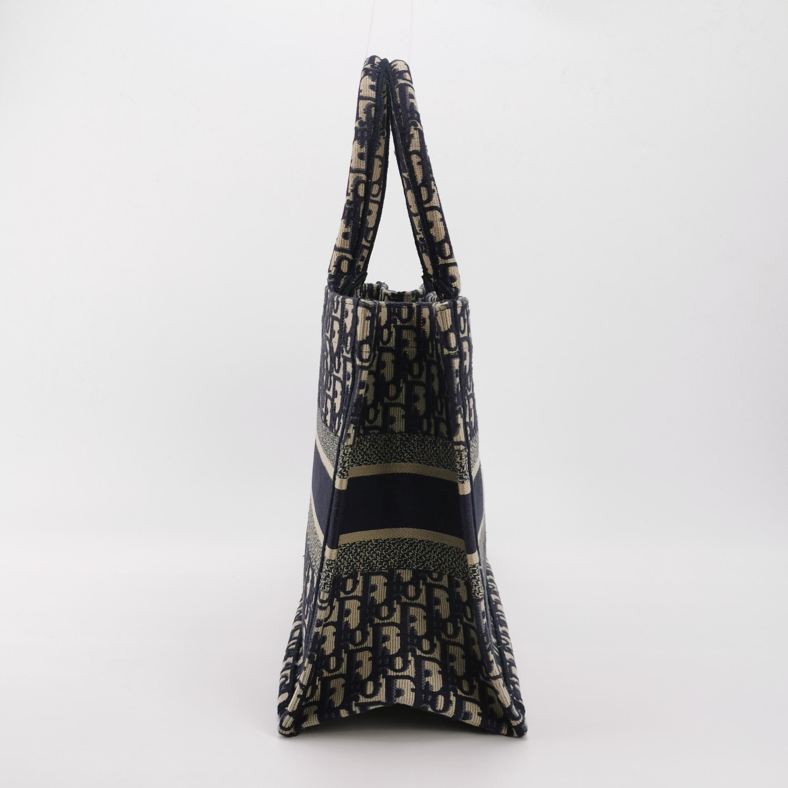 Dior Dior Women os Tote Bags Size ONE SIZE - 4 Thumbnail