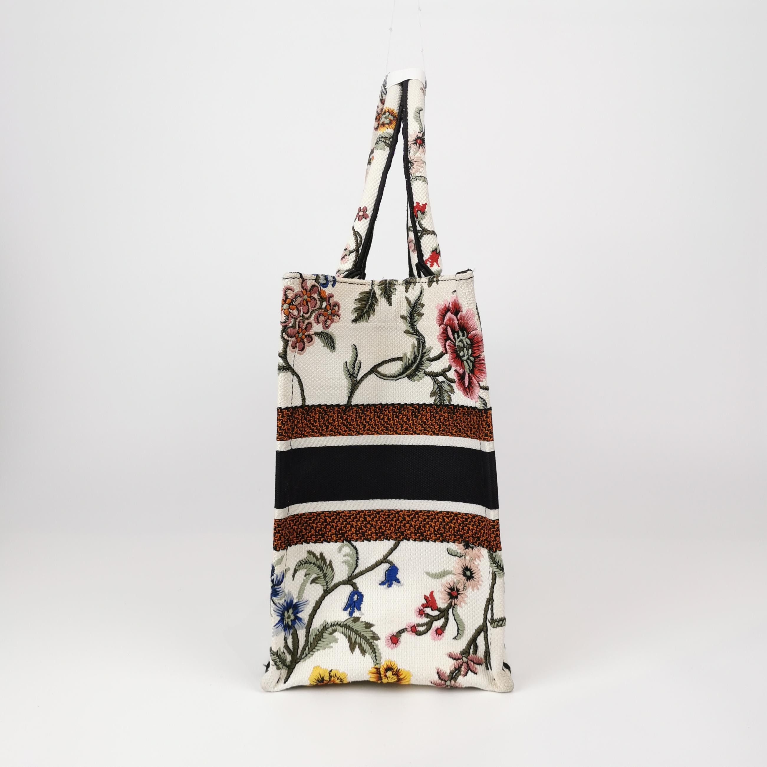Dior Dior Women os Tote Bags Size ONE SIZE - 4 Thumbnail