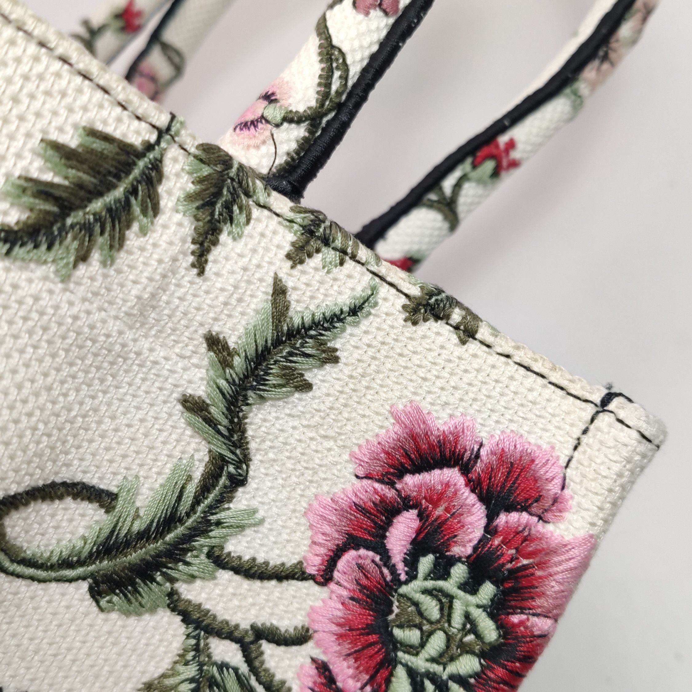 Dior Dior Women os Tote Bags Size ONE SIZE - 15 Thumbnail