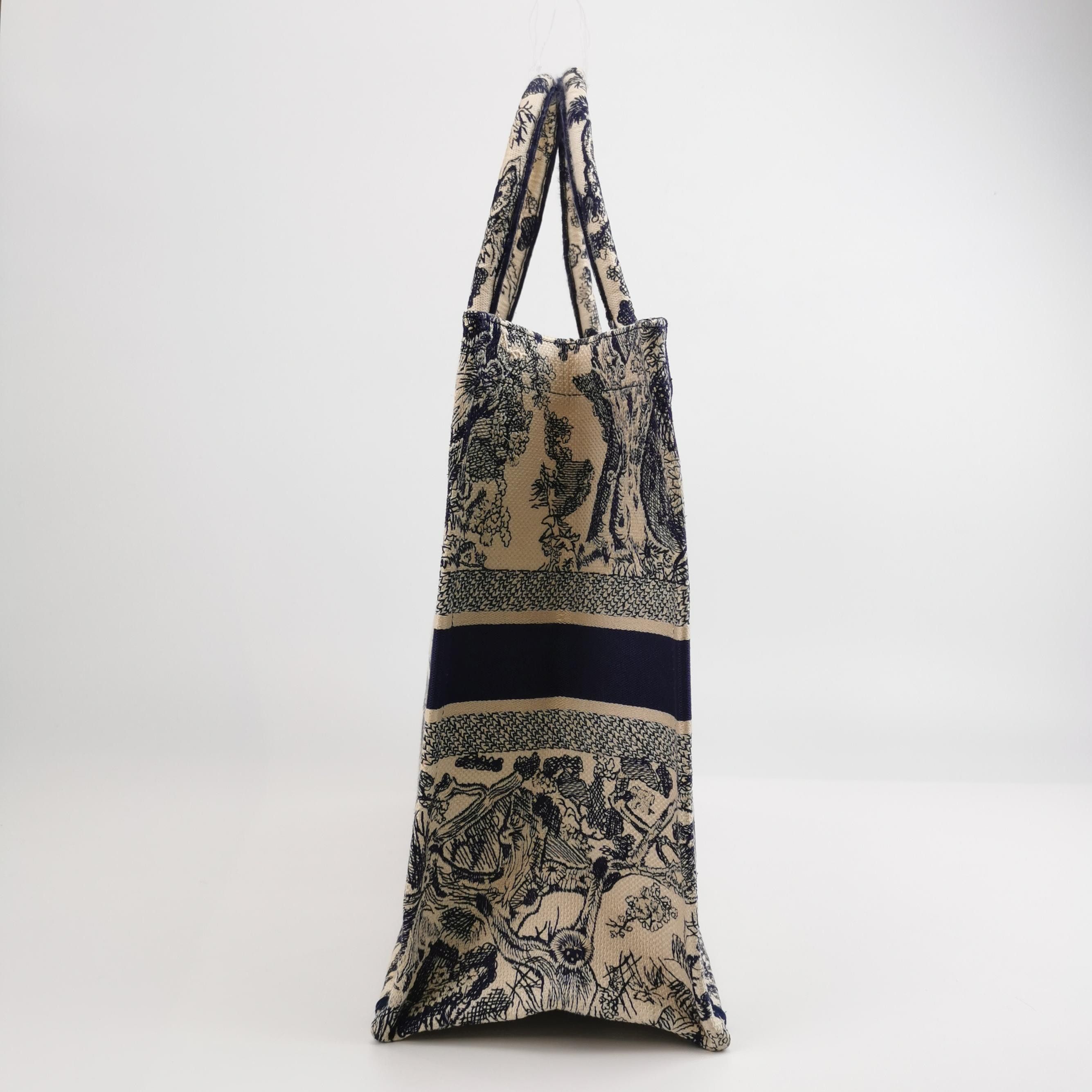 Dior Dior Women os Tote Bags Size ONE SIZE - 3 Thumbnail