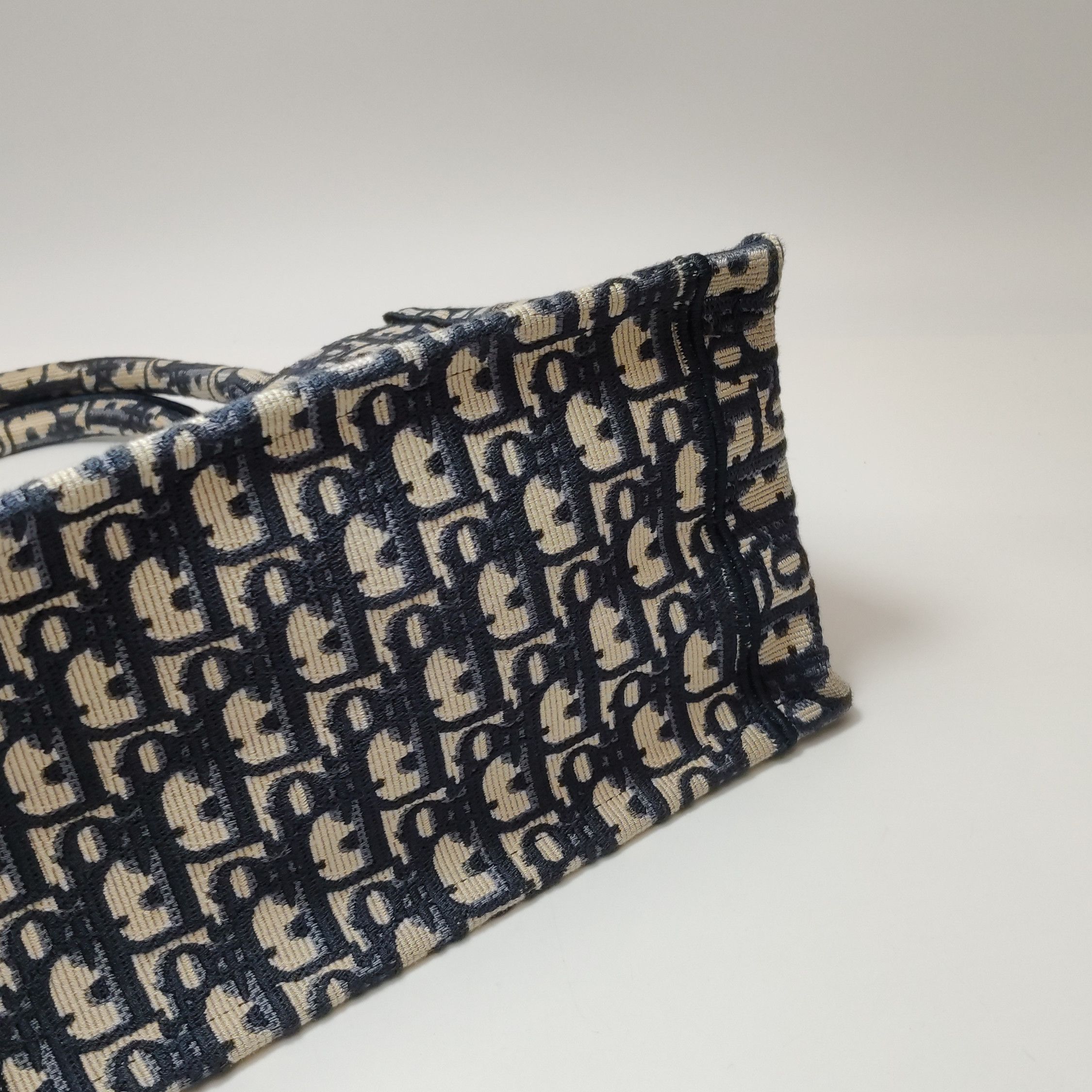 Dior Dior Women os Tote Bags Size ONE SIZE - 12 Thumbnail