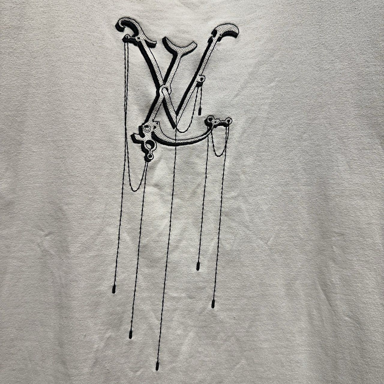 Louis Vuitton Louis Vuitton Embroidery Logo T-Shirt Size S Size US S / EU 44-46 / 1 - 6 Thumbnail