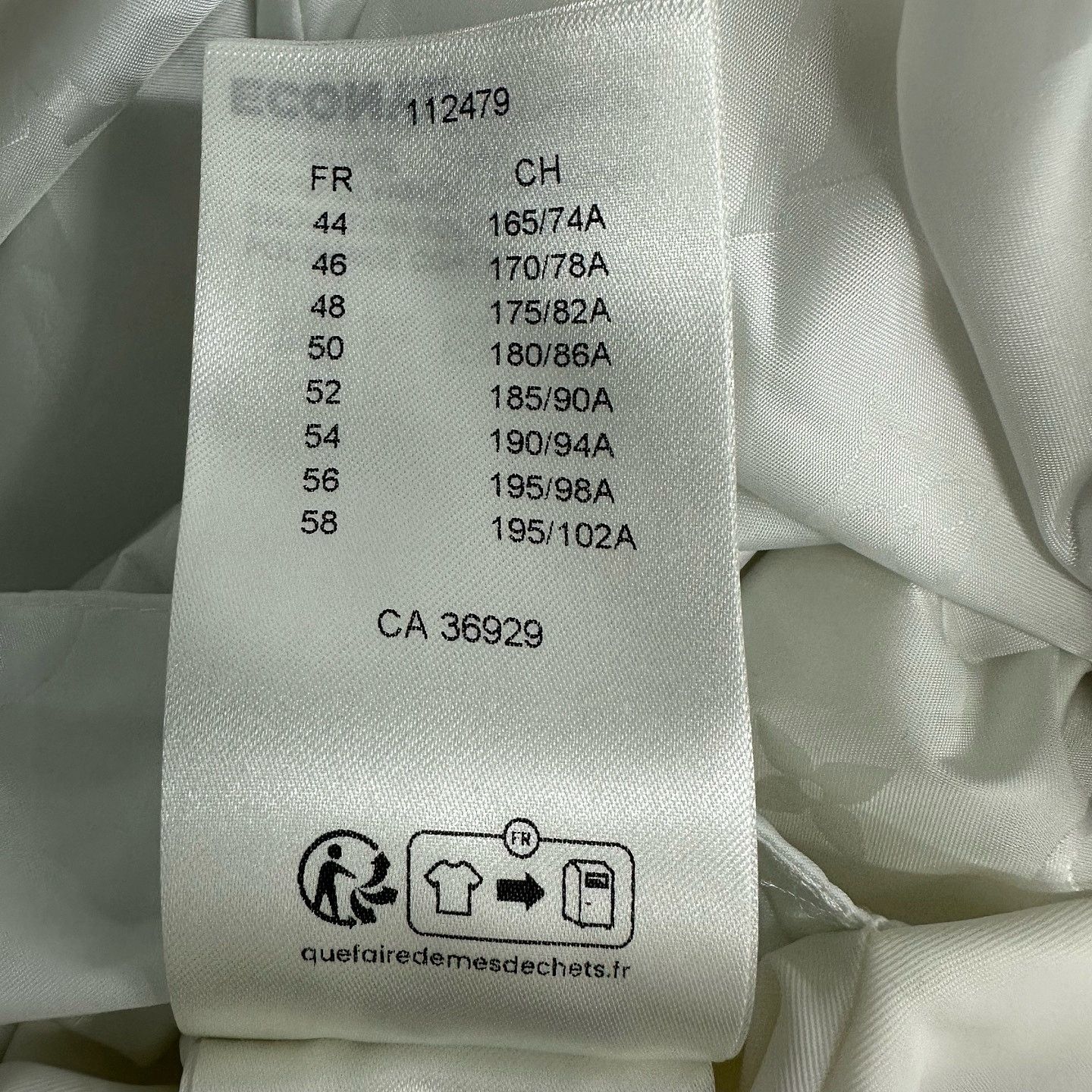 Louis Vuitton Louis Vuitton Monogram Light Jacket White Size M Size US M / EU 48-50 / 2 - 7 Thumbnail