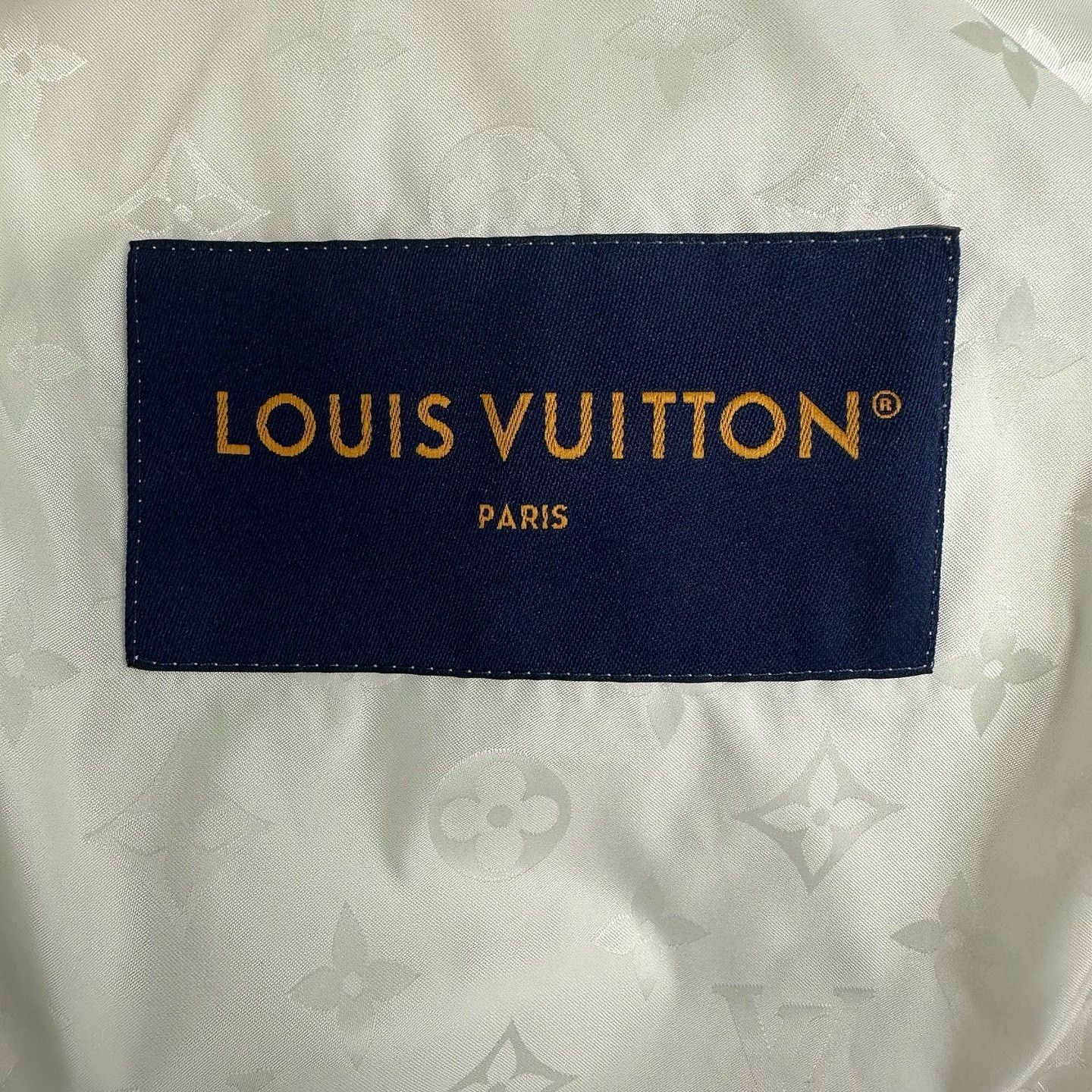 Louis Vuitton Louis Vuitton Monogram Light Jacket White Size M Size US M / EU 48-50 / 2 - 3 Thumbnail