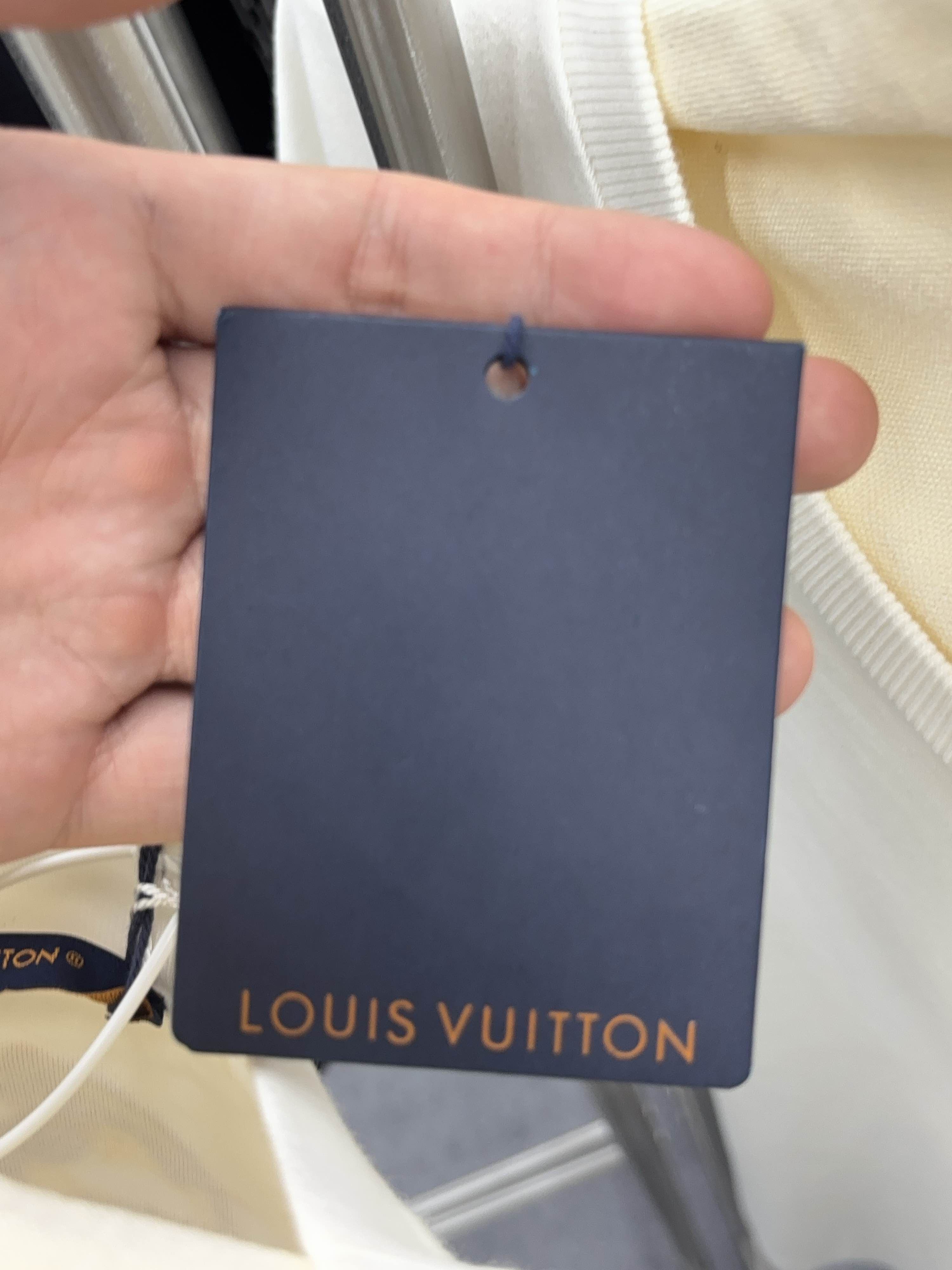 Louis Vuitton Louis Vuitton Ski Print T-Shirt Size XXL Size US XXL / EU 58 / 5 - 5 Thumbnail