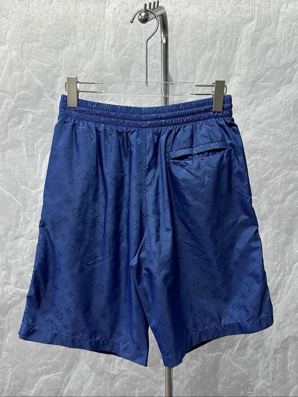 Louis Vuitton Louis Vuitton x Yayoi Kusama Monogram Shorts Size S Size US 30 / EU 46 - 2 Thumbnail