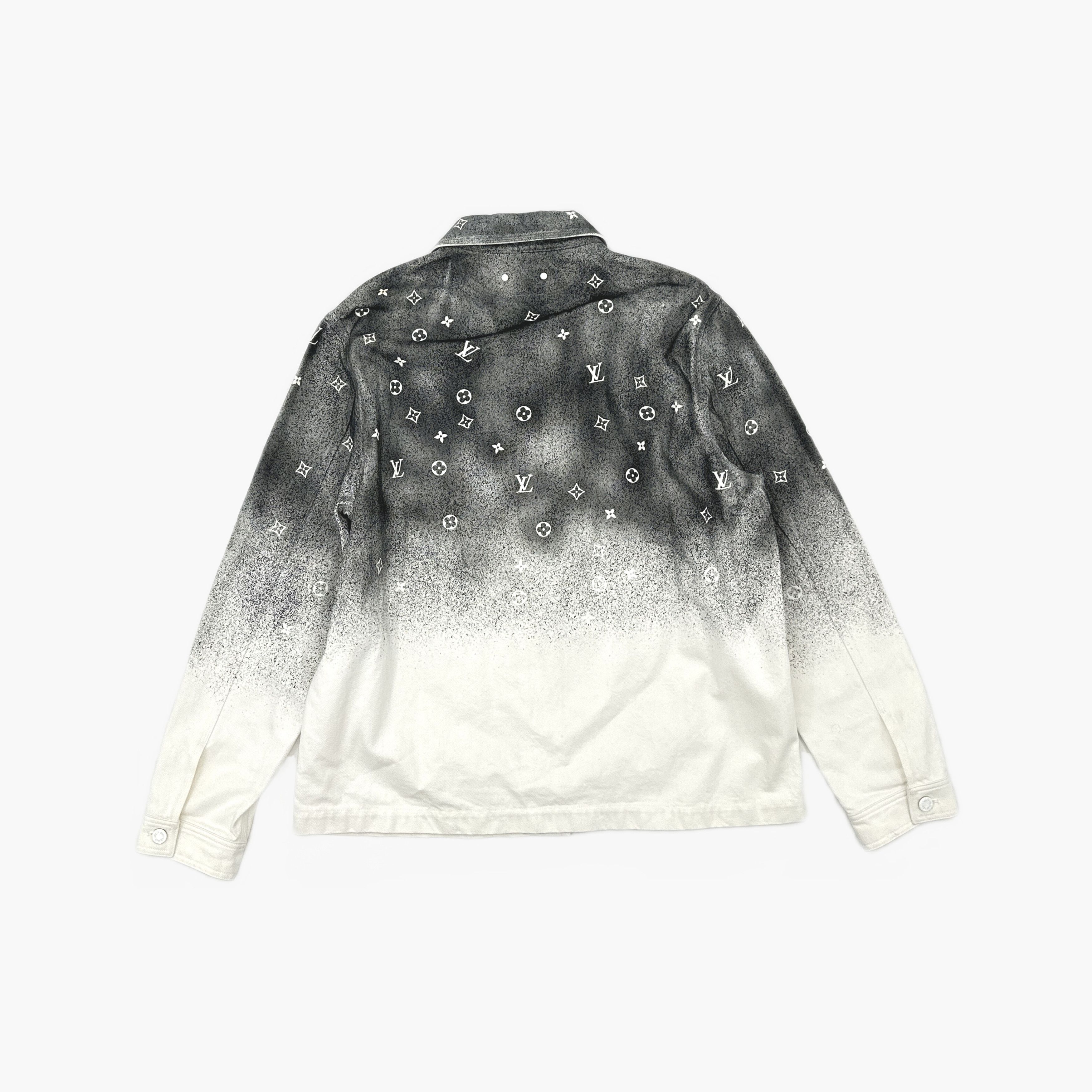 Louis Vuitton Louis Vuitton Monogram Gradient Denim Shirt XL Size US XL / EU 56 / 4 - 2 Thumbnail