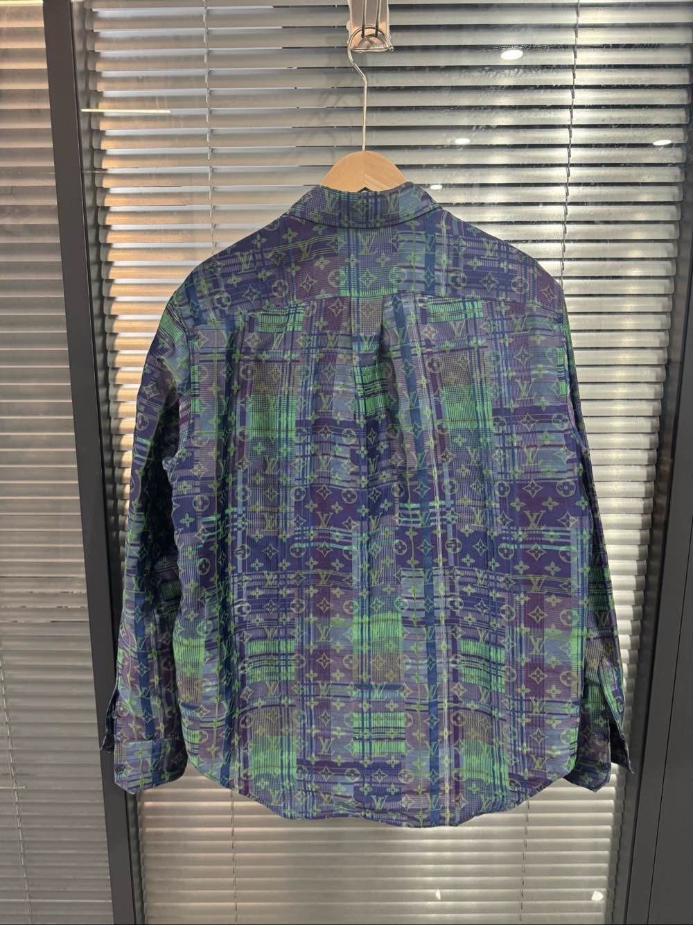 Louis Vuitton Louis Vuitton Monogram Neon Checkered Shirt Size M Size US M / EU 48-50 / 2 - 2 Thumbnail