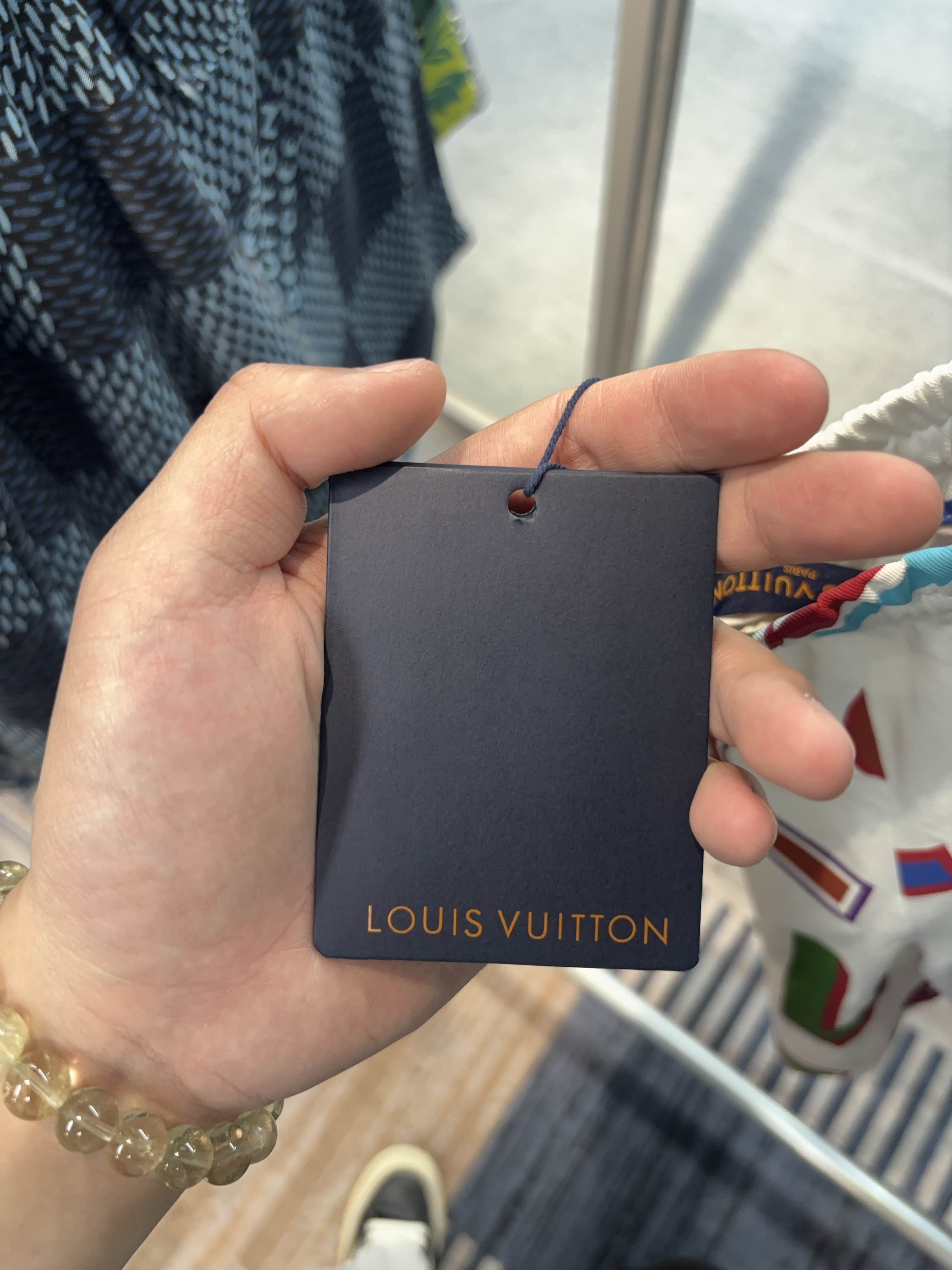 Louis Vuitton Louis Vuitton Multi-Color Logo Shorts Size S Size US 30 / EU 46 - 5 Thumbnail