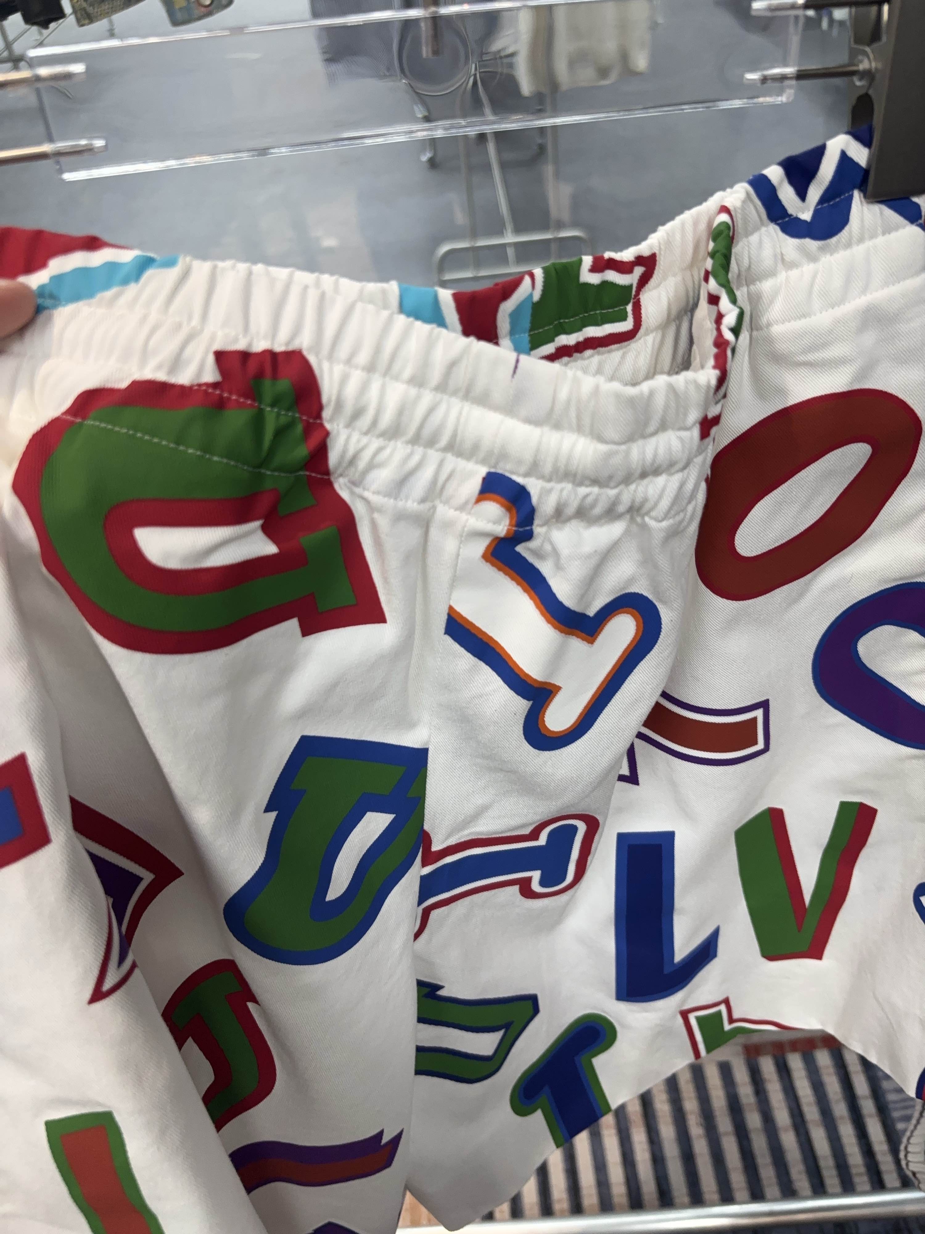 Louis Vuitton Louis Vuitton Multi-Color Logo Shorts Size S Size US 30 / EU 46 - 6 Thumbnail