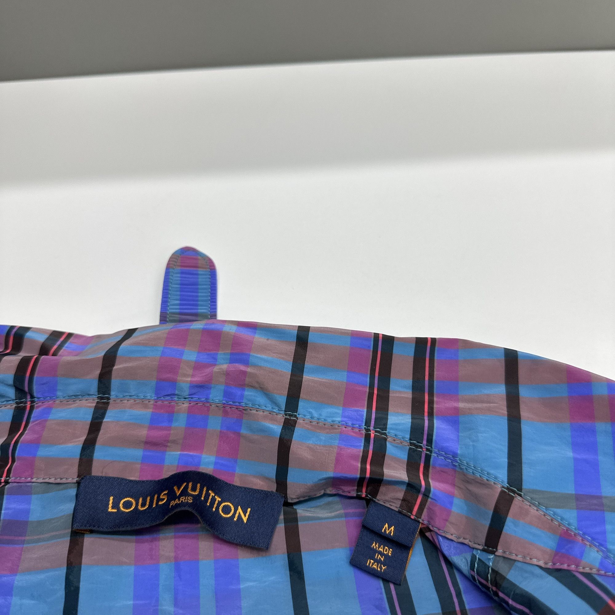 Louis Vuitton Louis Vuitton Plaid Zip-Up Jacket Size M Size US M / EU 48-50 / 2 - 3 Thumbnail
