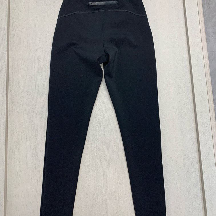 Louis Vuitton Louis Vuitton Monogram Leggings Size 36 Size 26" / US 2 / IT 38 - 2 Thumbnail