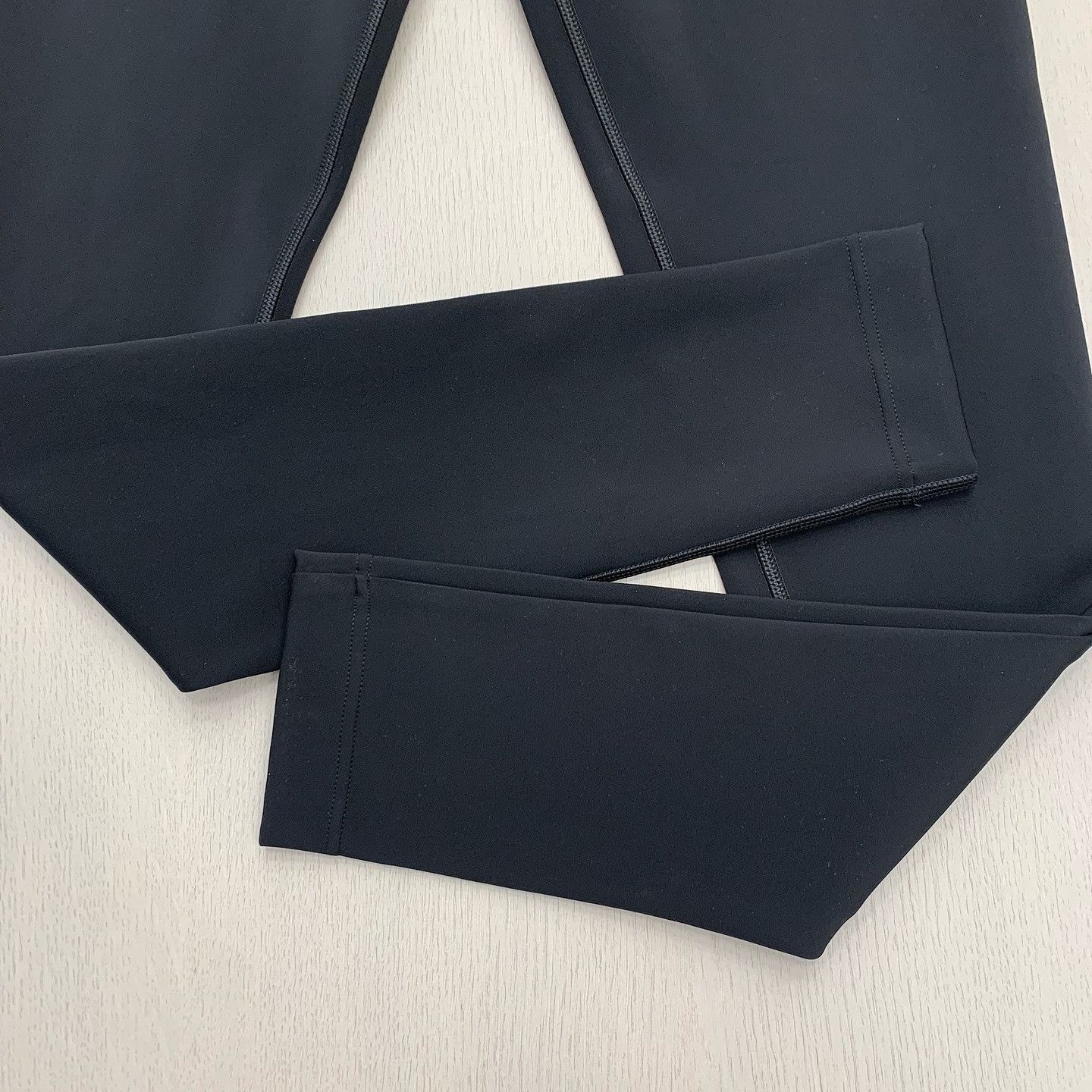 Louis Vuitton Louis Vuitton Monogram Leggings Size 36 Size 26" / US 2 / IT 38 - 5 Thumbnail