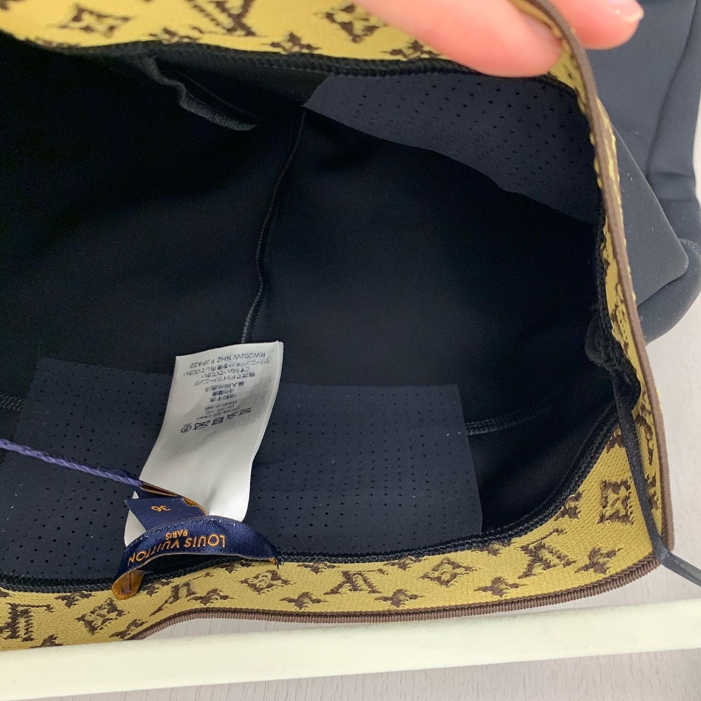 Louis Vuitton Louis Vuitton Monogram Leggings Size 36 Size 26" / US 2 / IT 38 - 8 Thumbnail