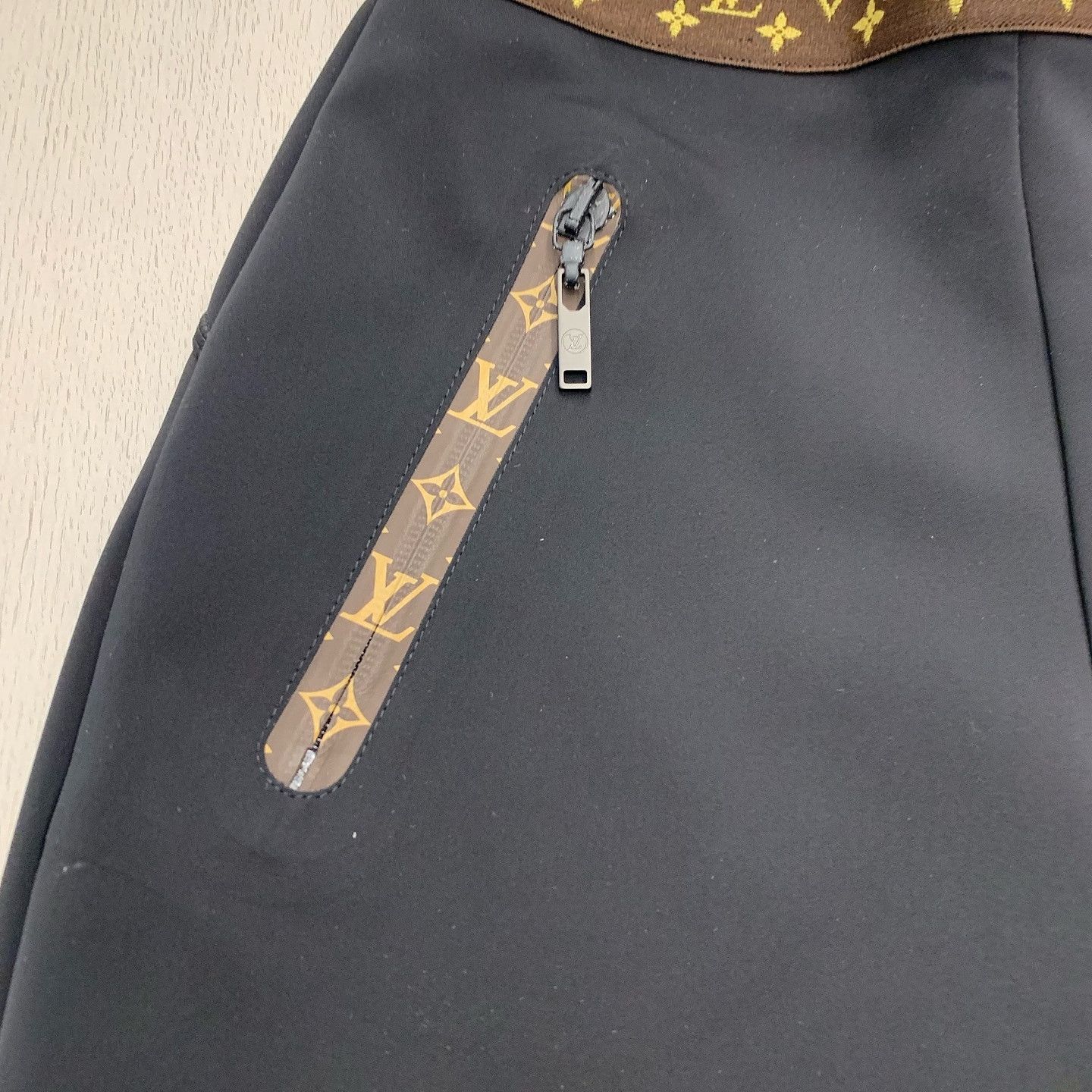 Louis Vuitton Louis Vuitton Monogram Leggings Size 36 Size 26" / US 2 / IT 38 - 6 Thumbnail