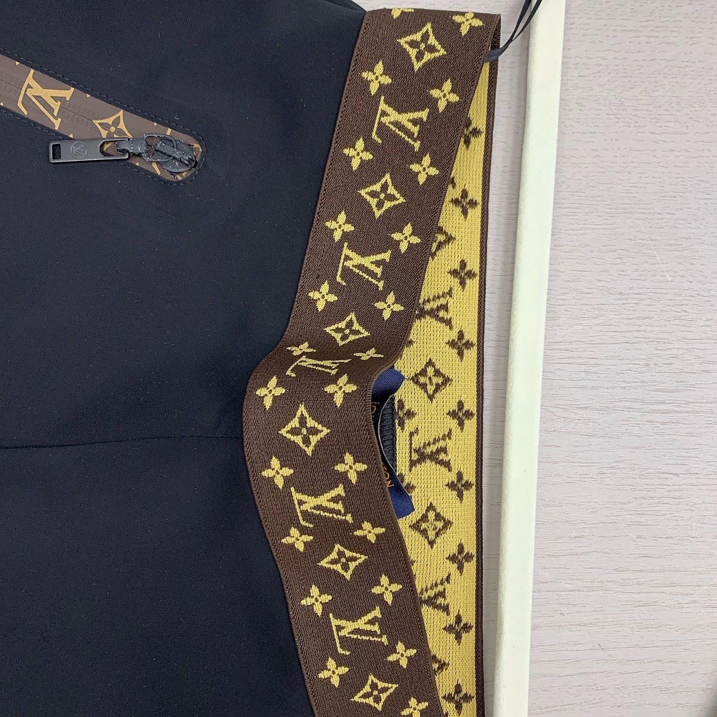 Louis Vuitton Louis Vuitton Monogram Leggings Size 36 Size 26" / US 2 / IT 38 - 7 Thumbnail