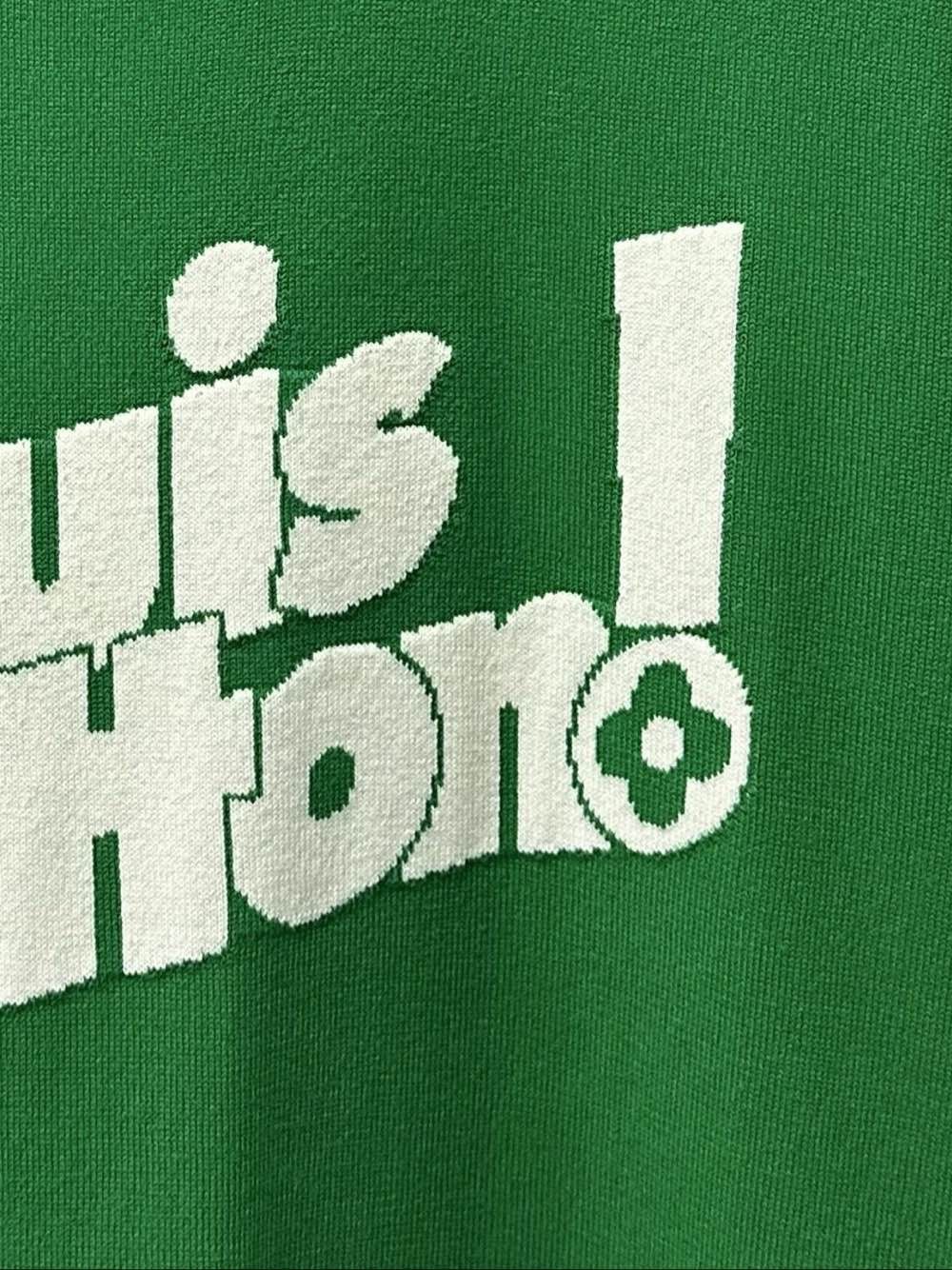 Louis Vuitton Louis Vuitton Logo Graphic T-Shirt Size L Size US L / EU 52-54 / 3 - 6 Thumbnail