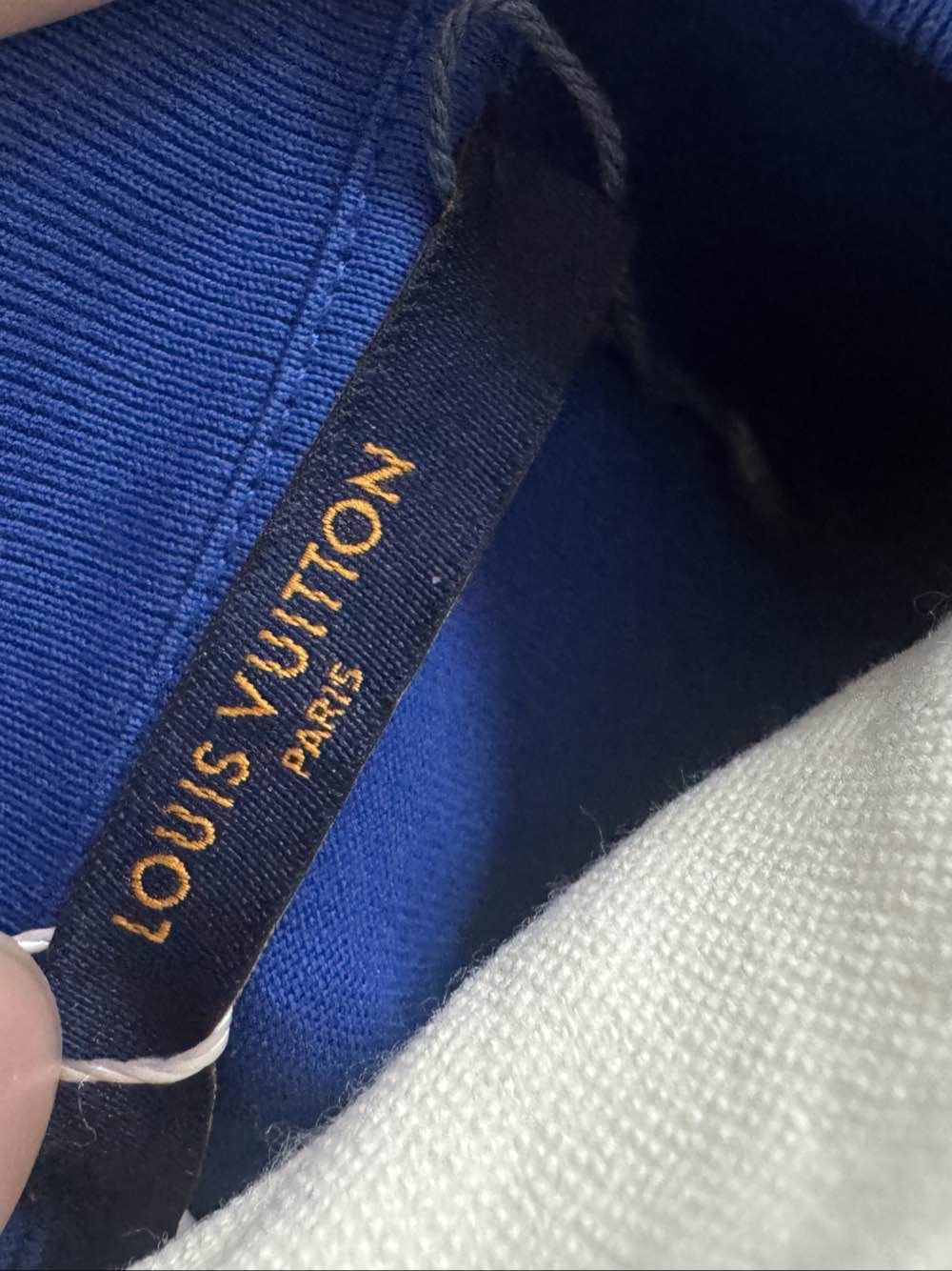 Louis Vuitton Louis Vuitton Gradient Monogram T-Shirt Size M Size US M / EU 48-50 / 2 - 3 Thumbnail