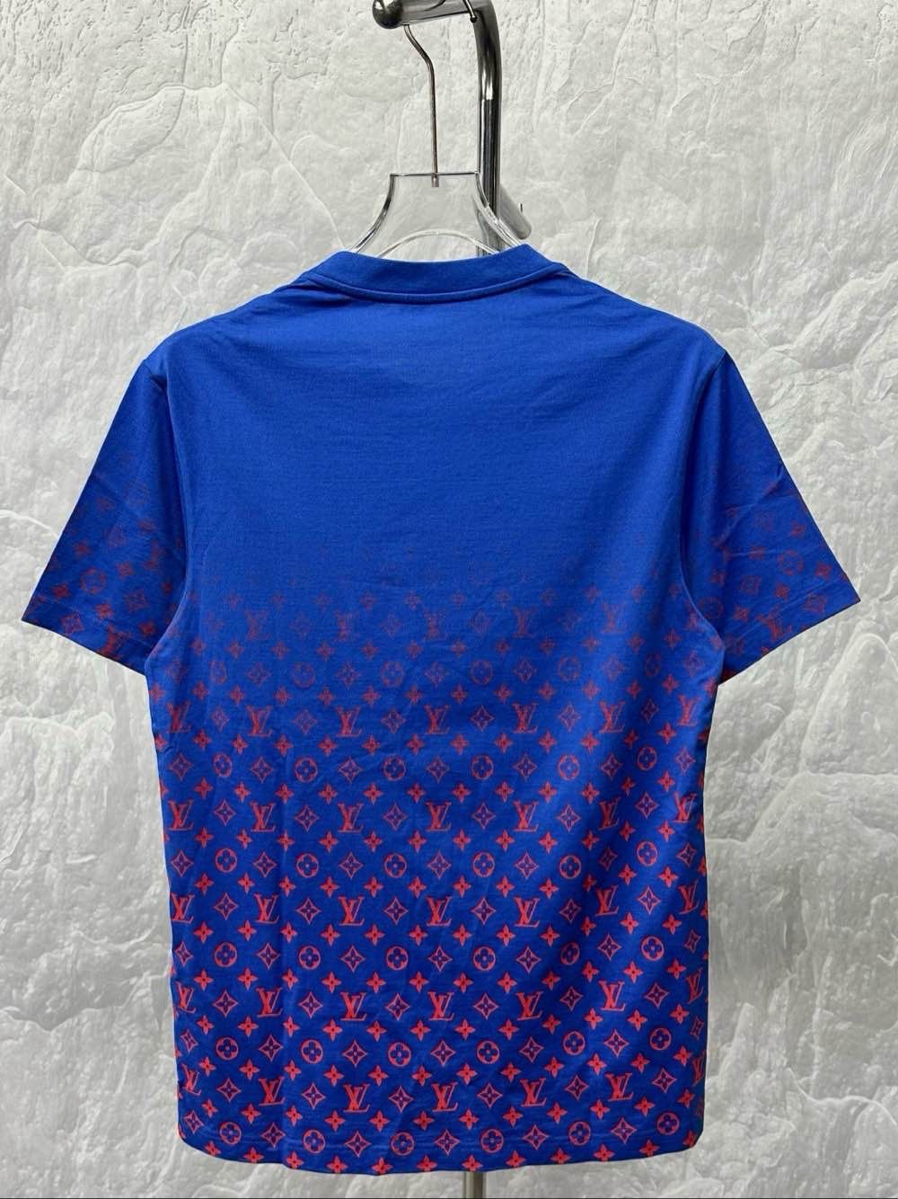 Louis Vuitton Louis Vuitton Gradient Monogram T-Shirt Size M Size US M / EU 48-50 / 2 - 2 Thumbnail