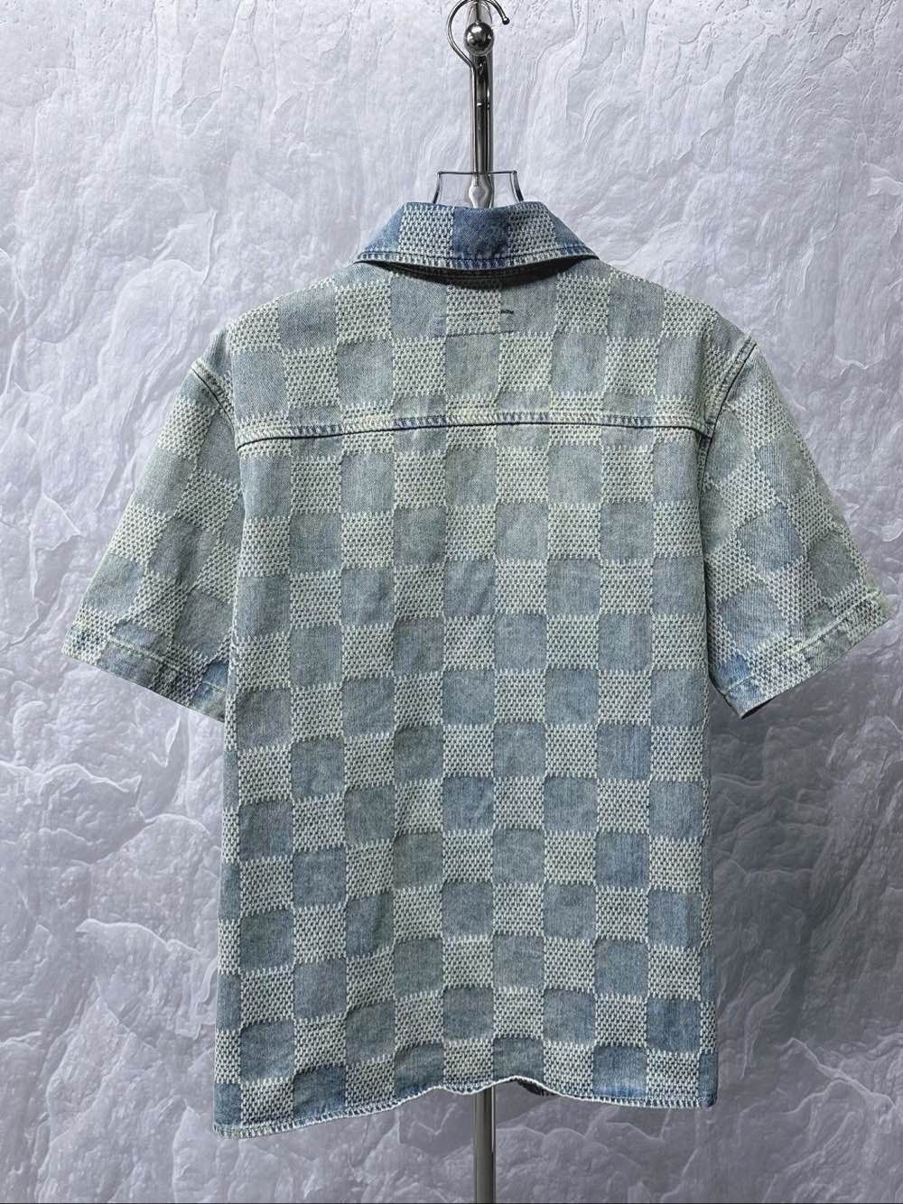 Louis Vuitton Louis Vuitton Damier Check Short Sleeve Shirt Size L Size US L / EU 52-54 / 3 - 2 Thumbnail