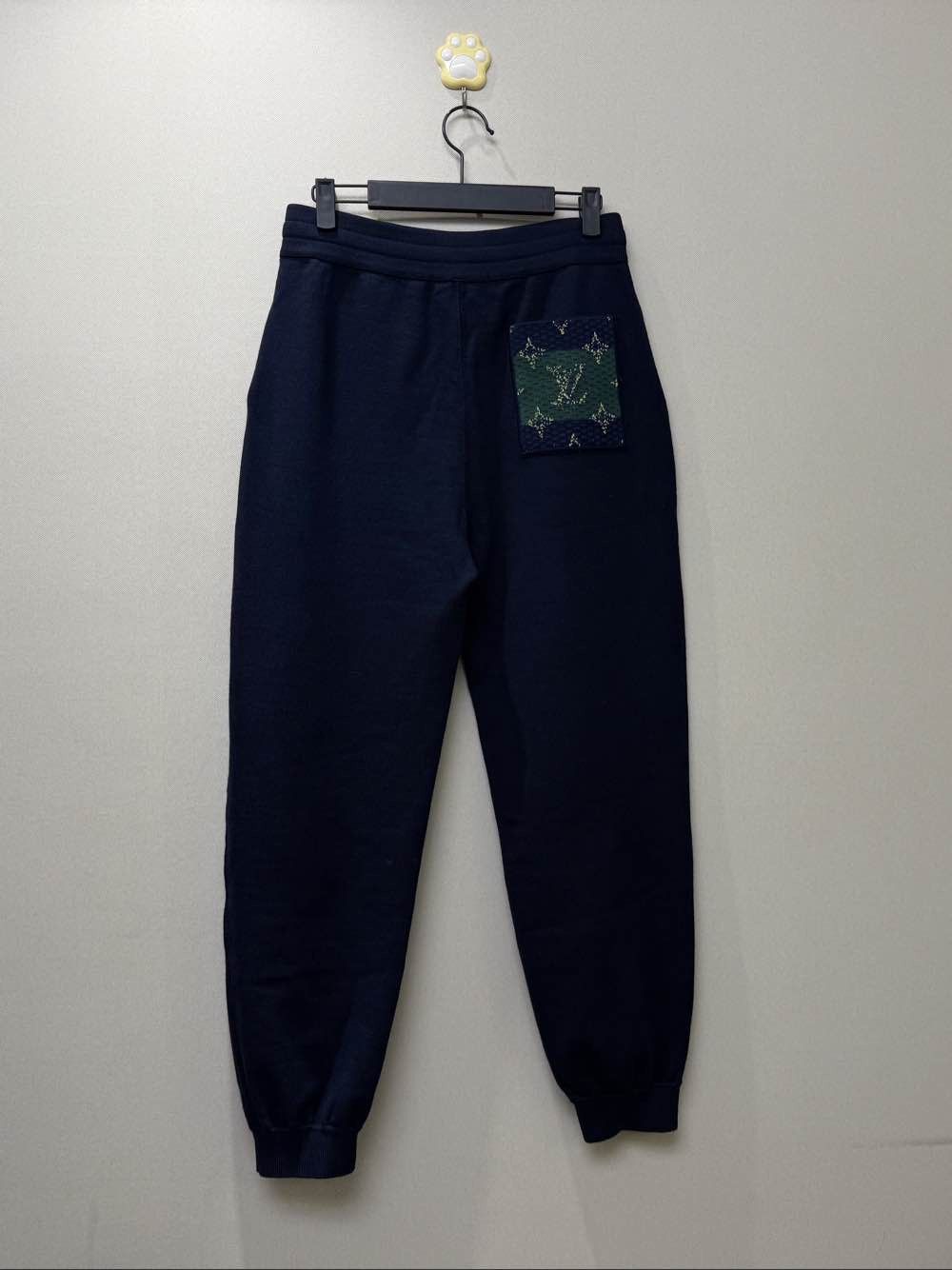 Louis Vuitton Louis Vuitton Monogram Patch Sweatpants Size M Size US 34 / EU 50 - 2 Thumbnail